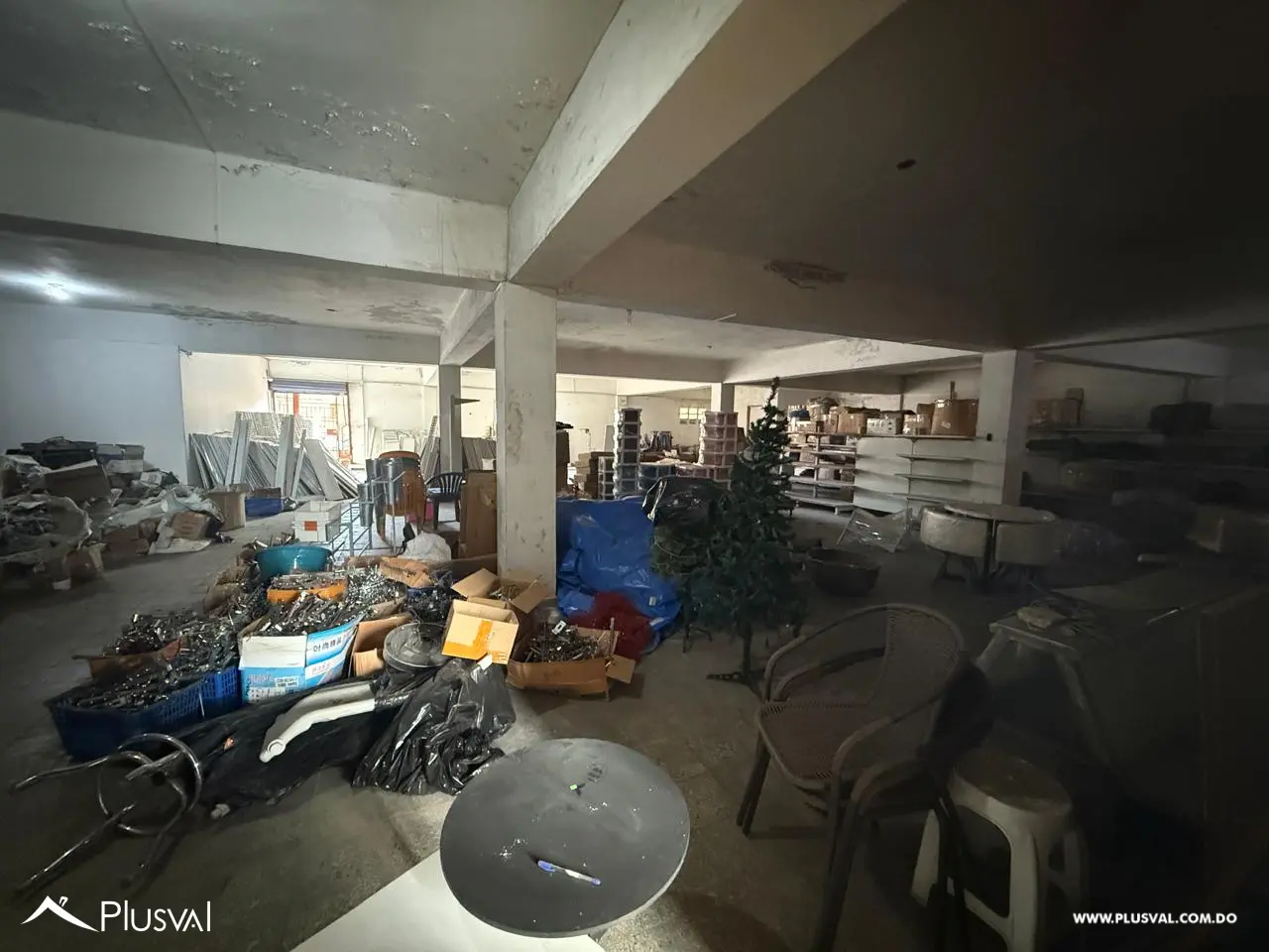 Excelente Edificio Comercial En Alquiler 477879