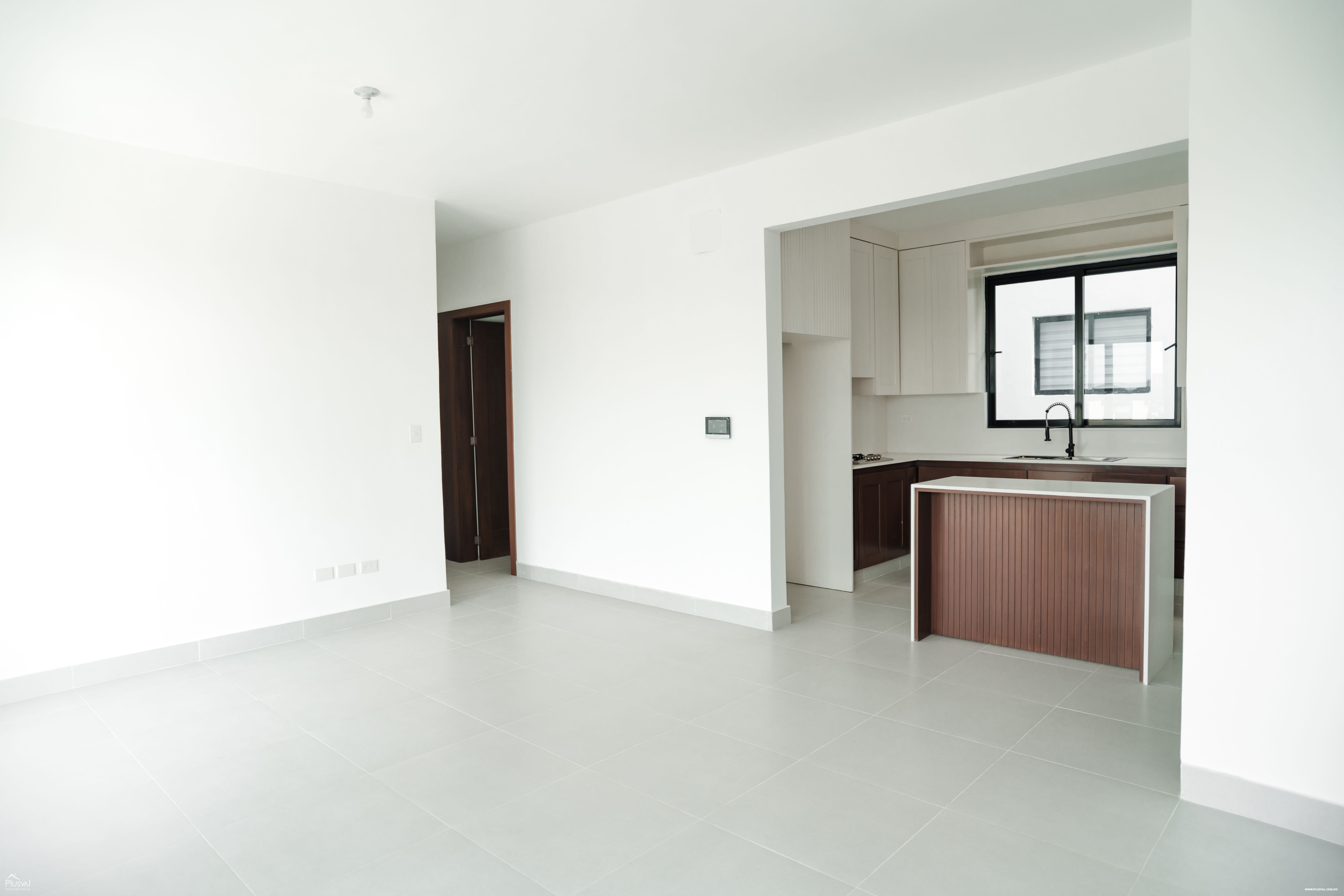 Apartamento ubicado en un 2do nivel en una torre próxima al HOMS 487713