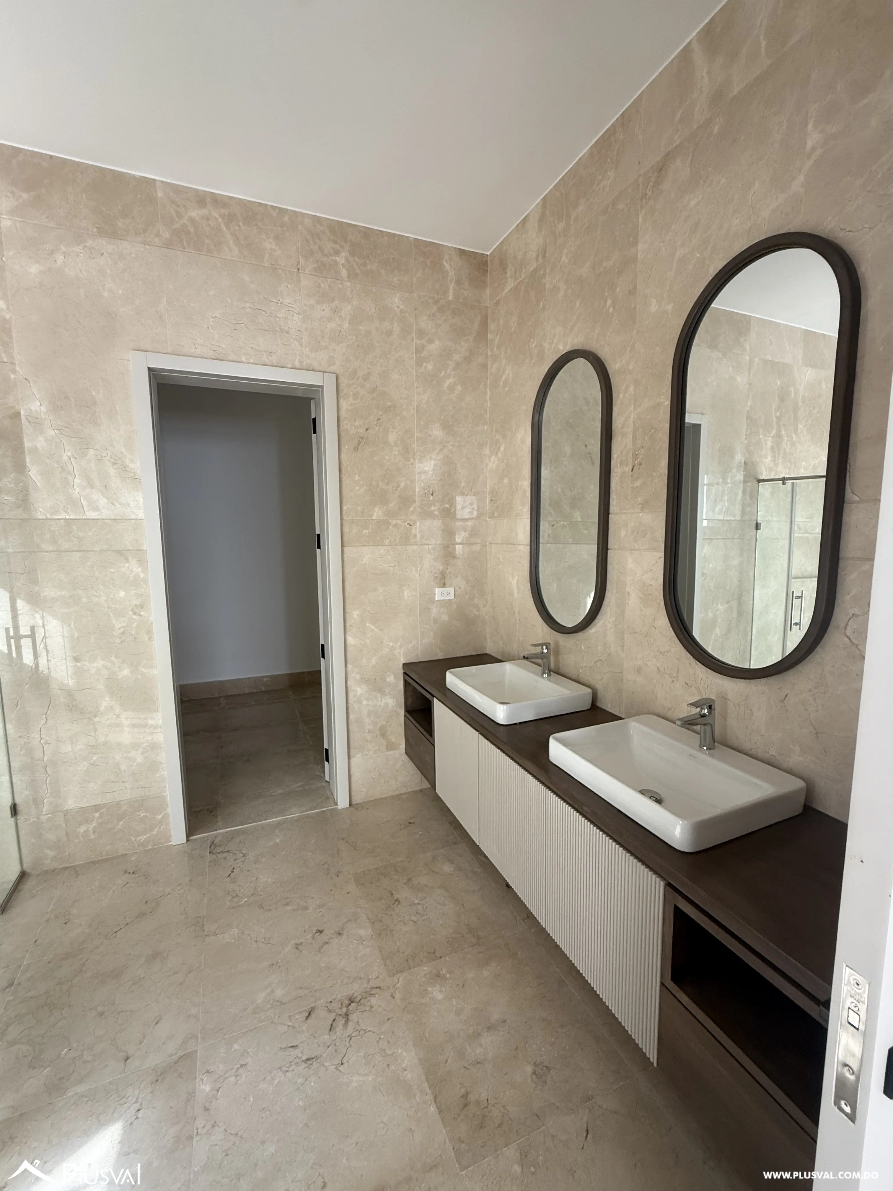 Casa en Venta en Exclusivo Proyecto Residencial Cerrado 472126