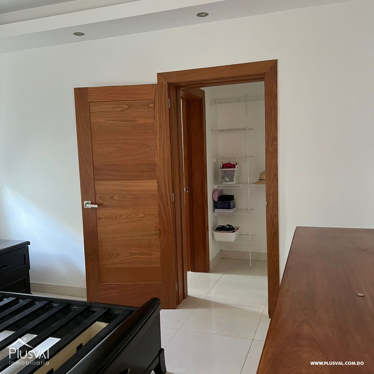 Apartamento en venta en una Zona tranquila, a pasos de la Autopista Duarte 429451