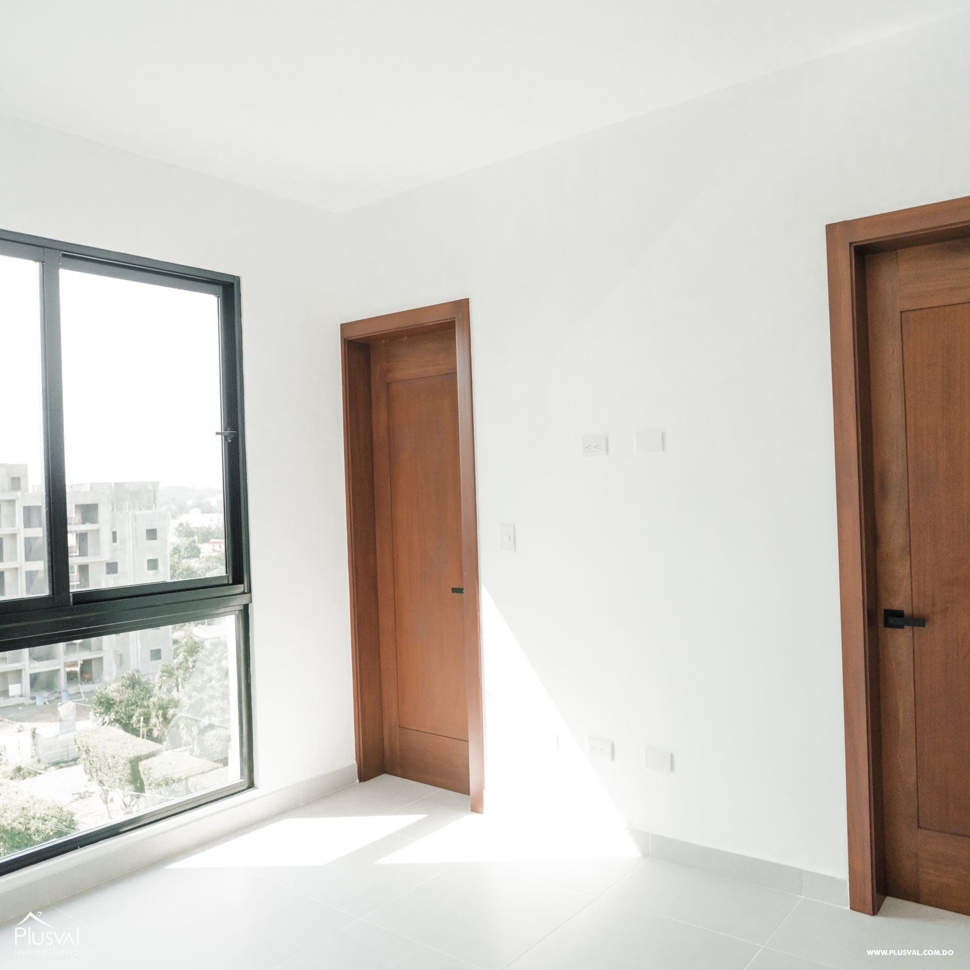 Apartamento ubicado en un 2do nivel en una torre próxima al HOMS 487699