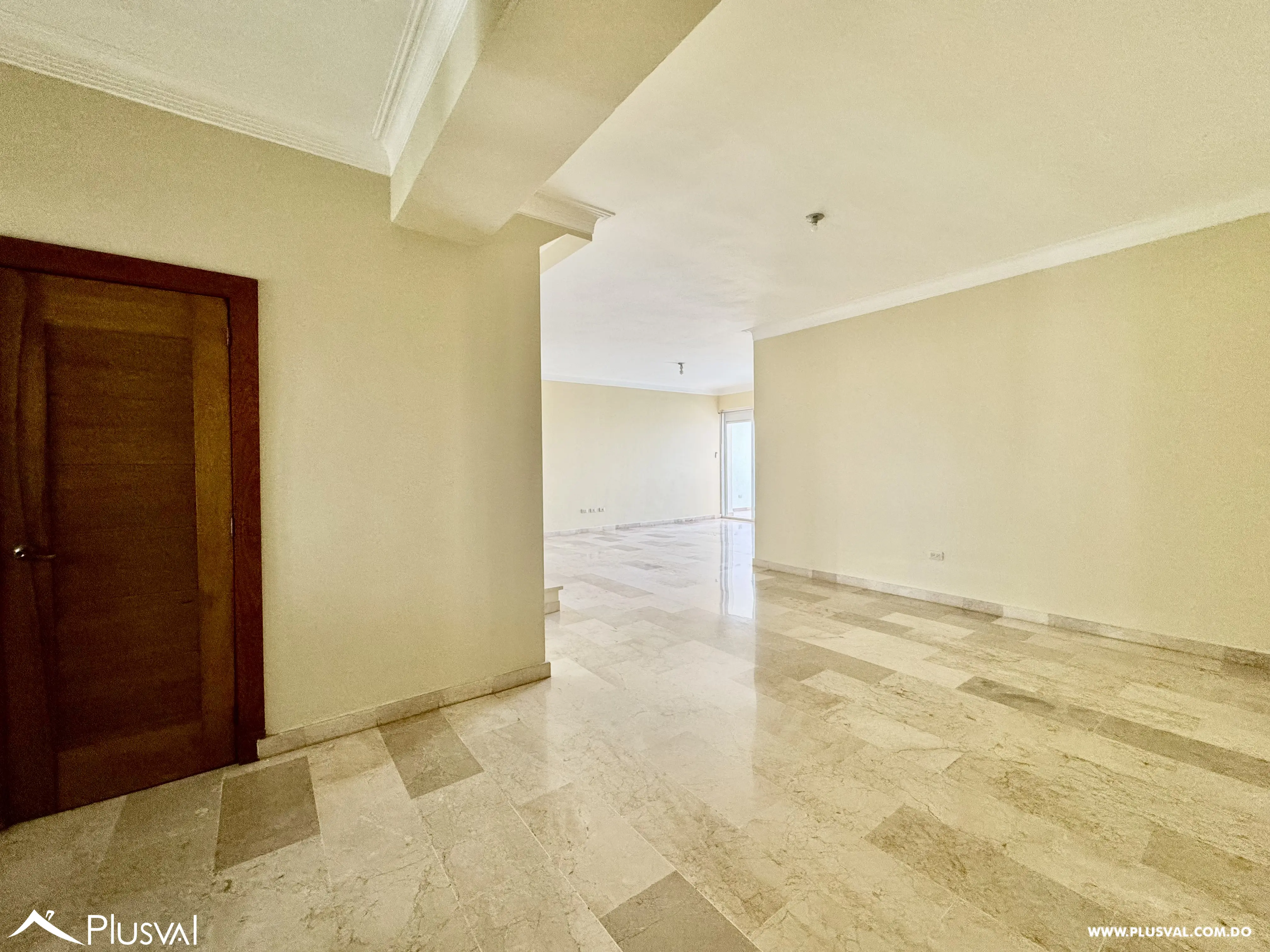 Vendo Amplio y Maravilloso Pent House en una de las Zonas mas Exclusivas de La Esperilla 490602