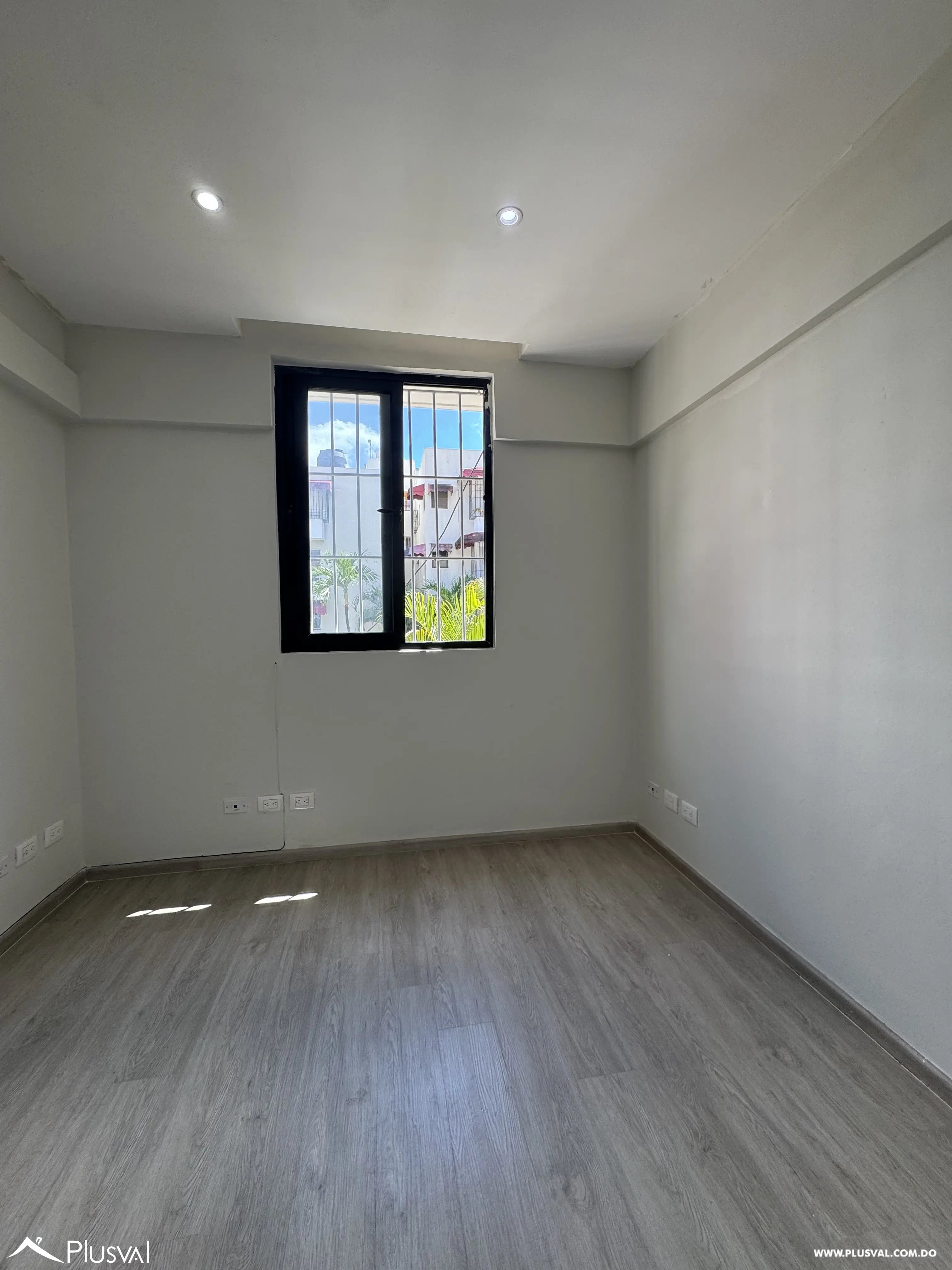 Alquilo Excelente Local Corporativo en el Corazón de Gazcue 530342