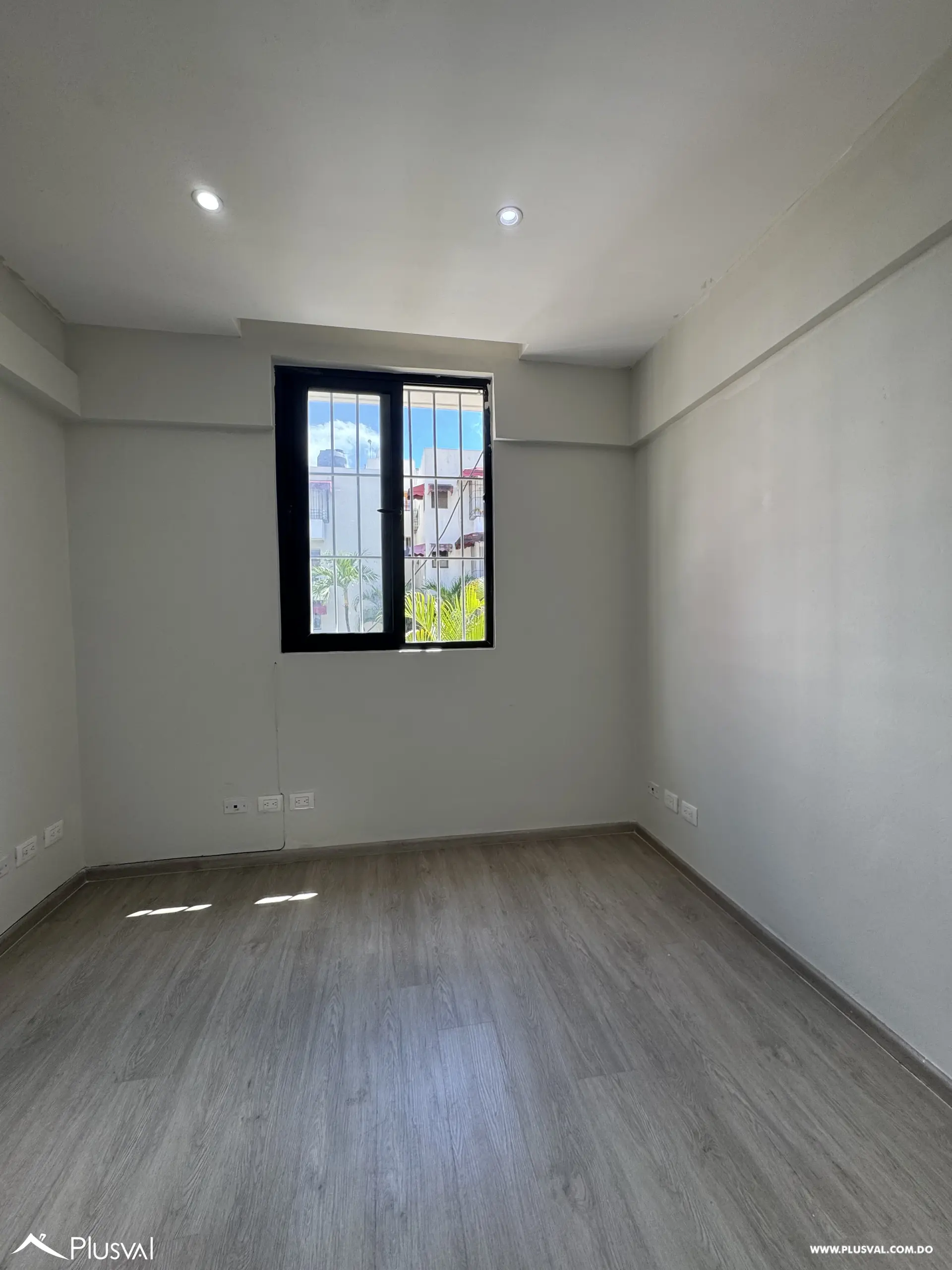 Alquilo Excelente Local Corporativo en el Corazón de Gazcue 530342