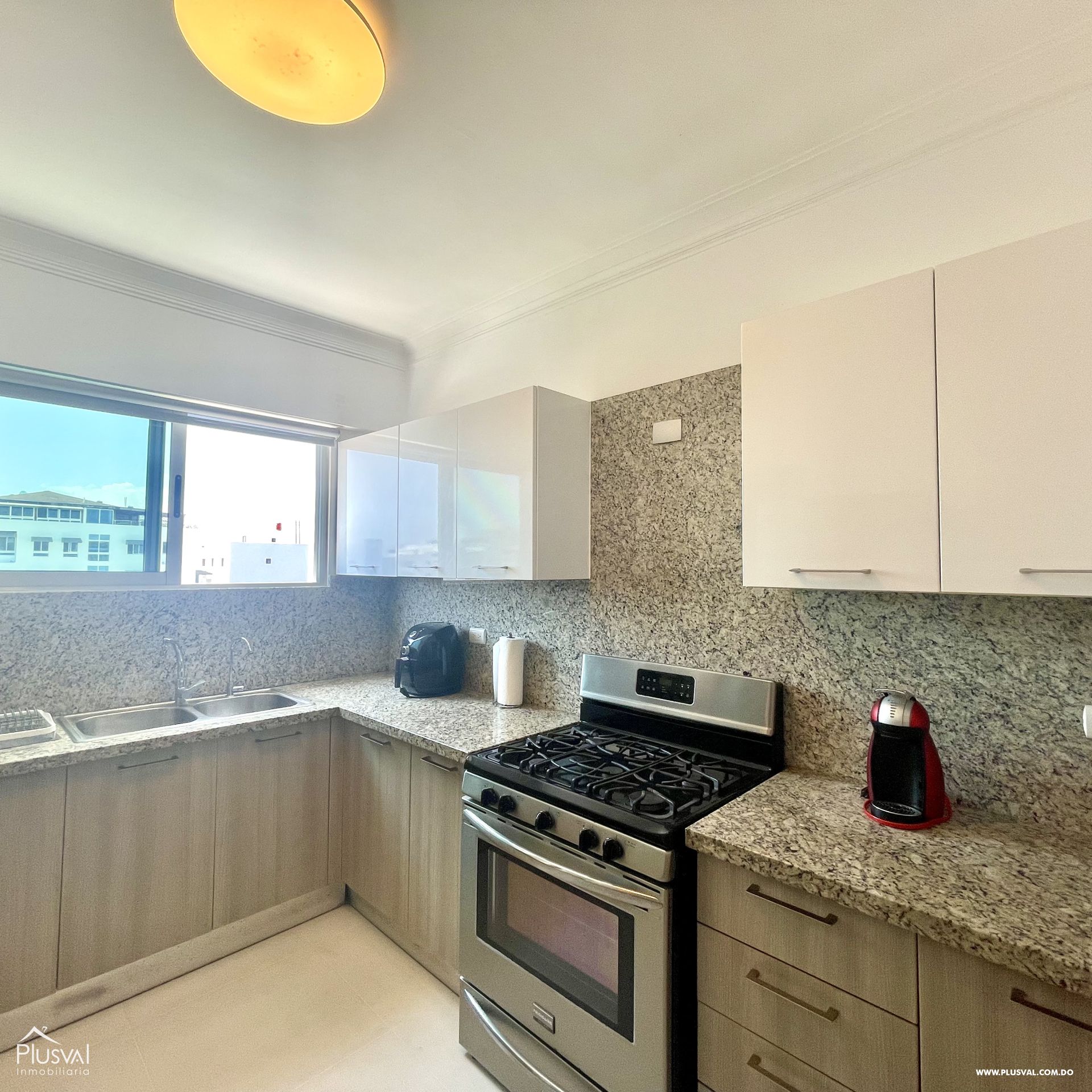 Apartamento amueblado en alquiler, Evaristo Morales 500245
