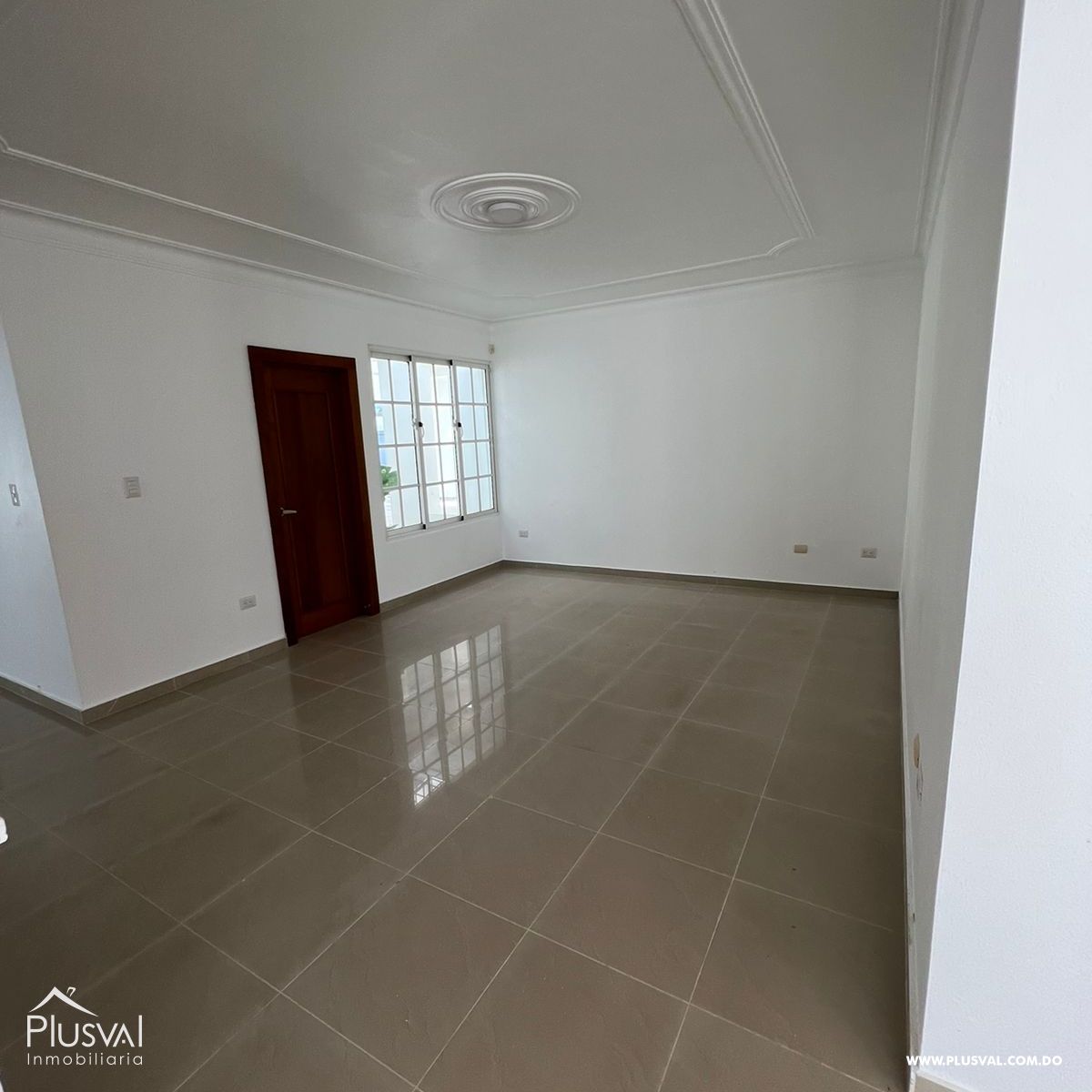 Hermosa residencia privada ubicada en los Llanos de Gurabo 200798