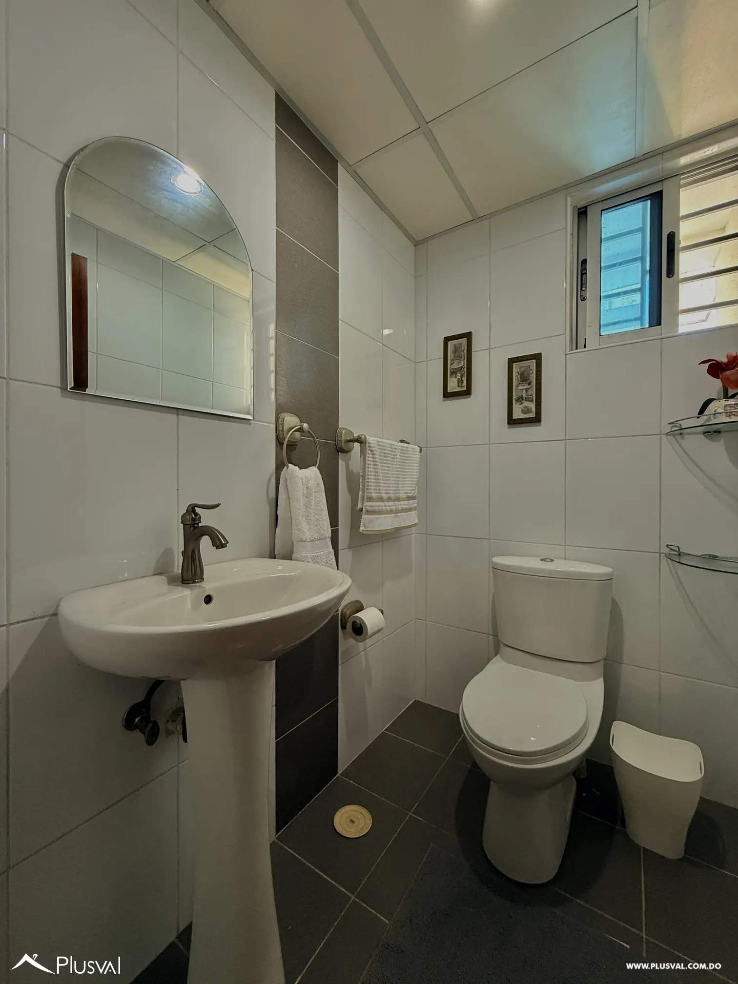 Amplio Apartamento Clásico en Naco, 2 Habs, 2 Parqueos y Área social con piscina 503431