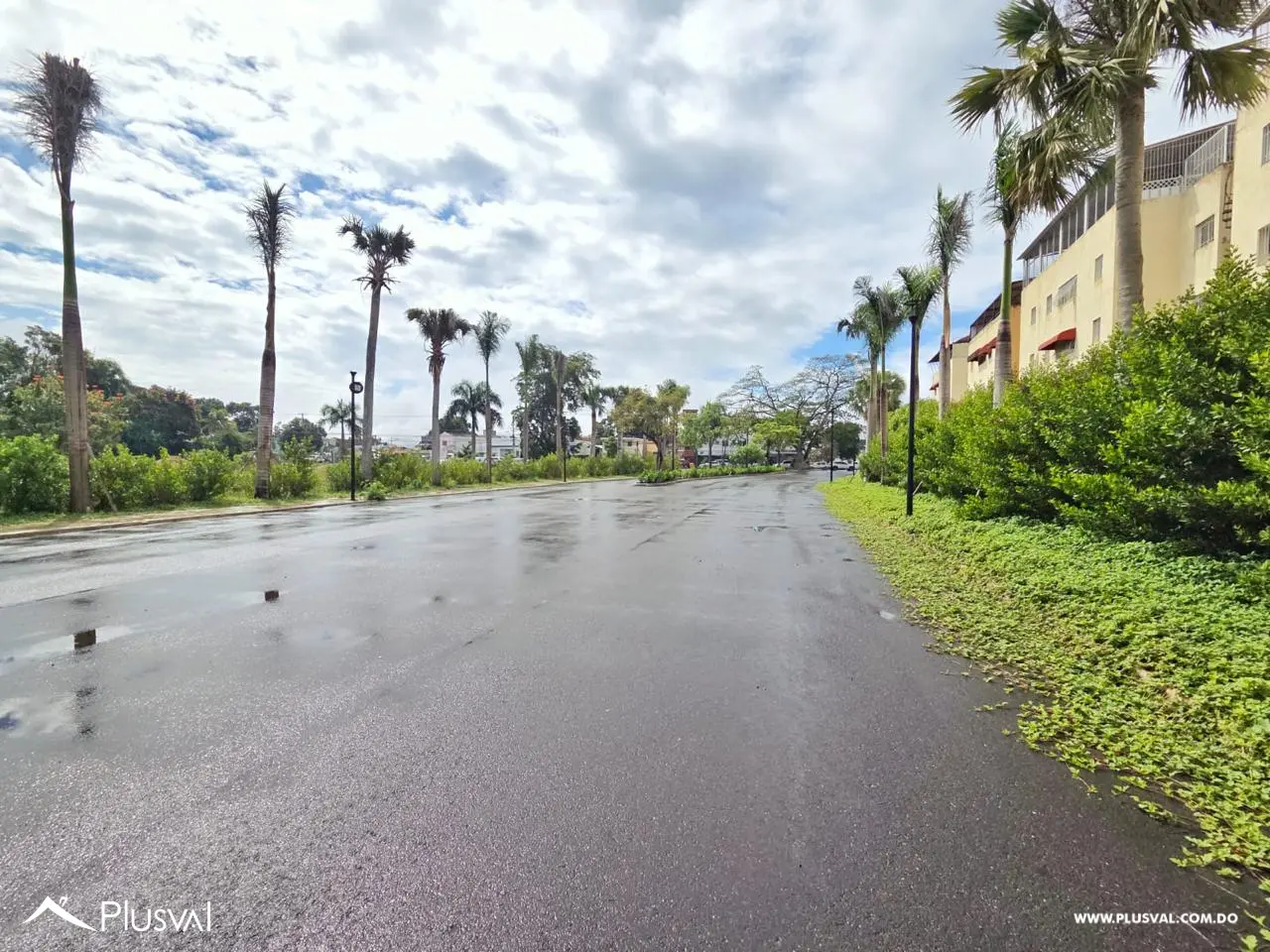 Venta de terreno en urbanización próximo a la Av. Gregorio Luperón - 526.72 MT2 498308