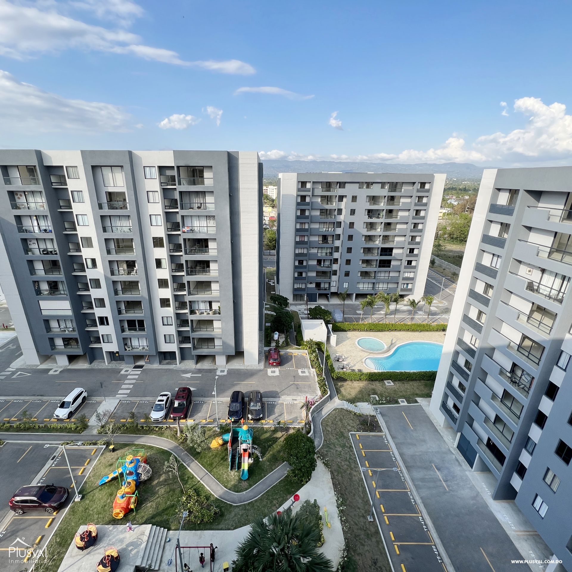 Apartamentos de 2 y 3 habitaciones en zona privilegiada de Santiago. 388352