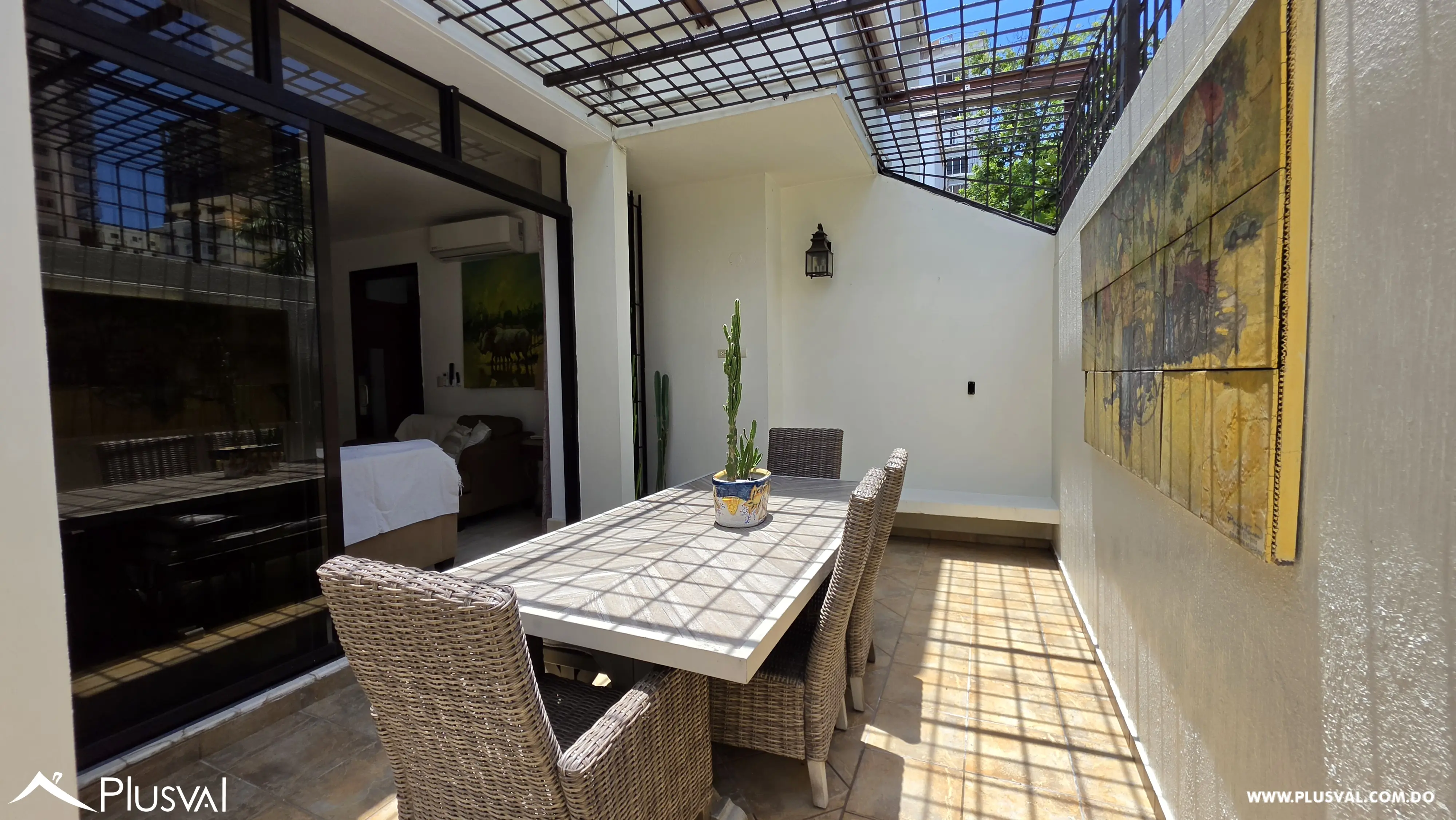 Buscas Espacio, Tranquilidad y Ubicación Céntrica: La Casa Ideal para tu Familia", La Esperilla 521317