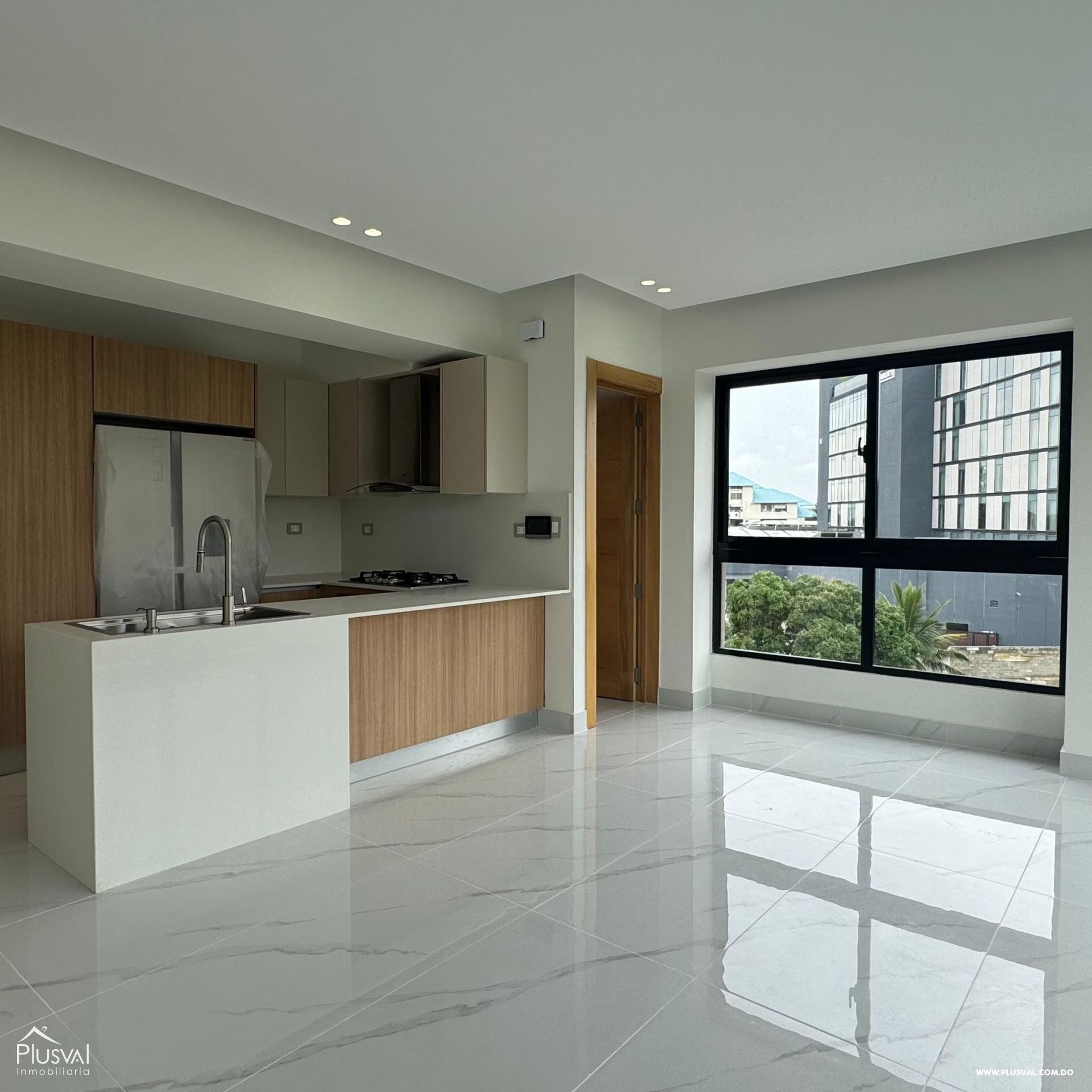 Apartamento listo en venta en el área monumental 461234