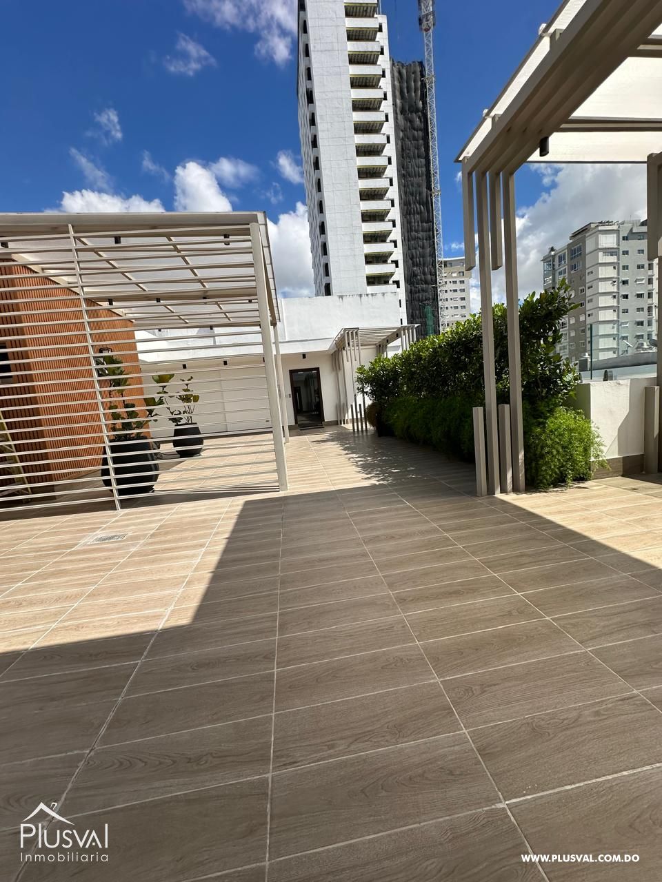 Moderno apartamento en alquiler en Piantini 472627