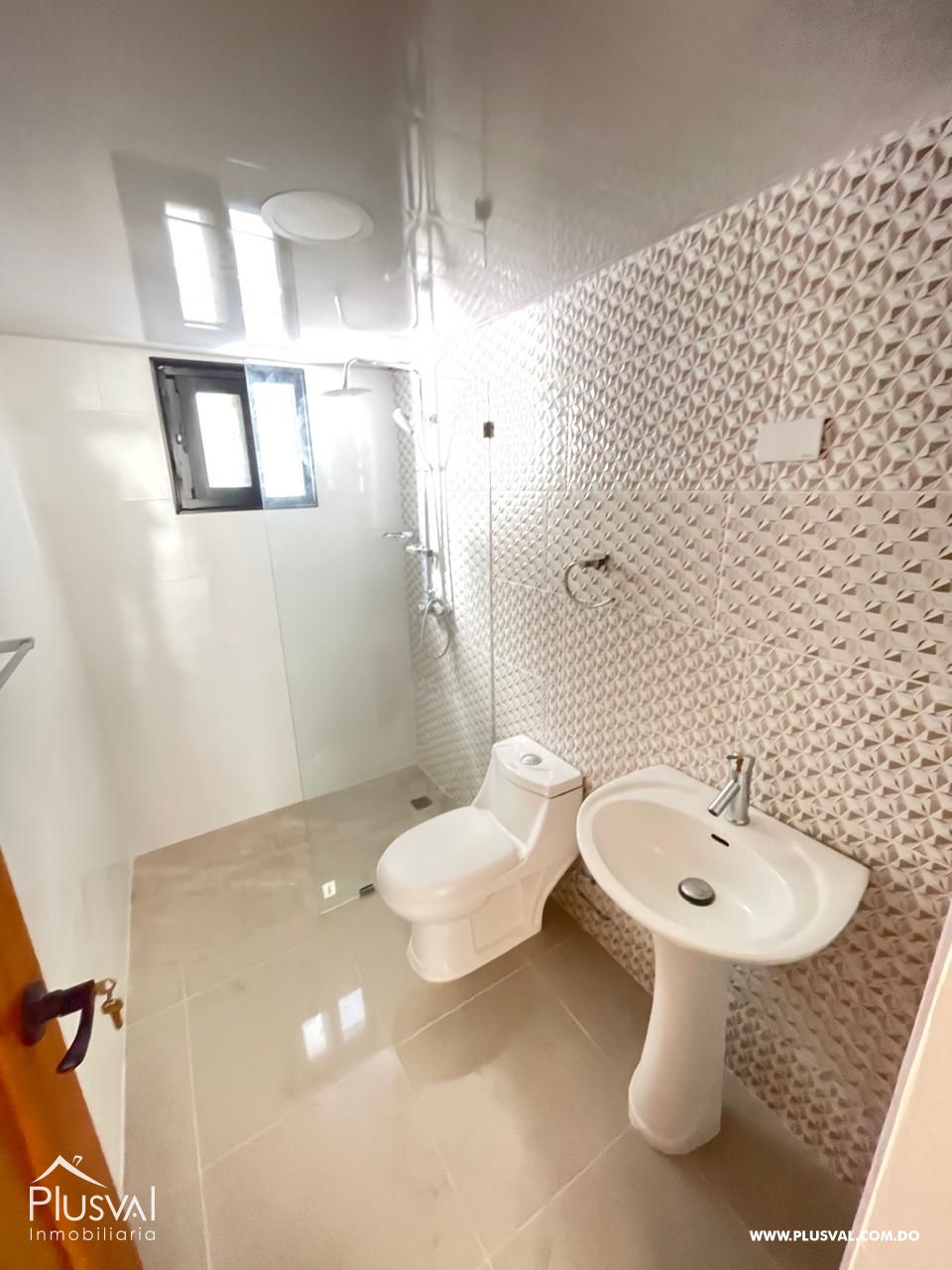 Apartamento en Venta  Avenida Antonio Guzmán Con Piscina y Seguridad 467308