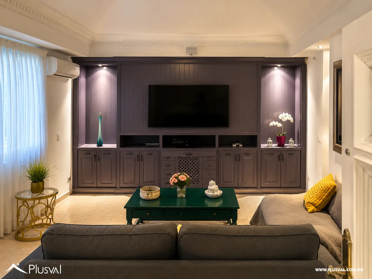 Villa Amueblada en Venta con Jacuzzi y Vista al Campo de Golf en Metro Country Club 504772