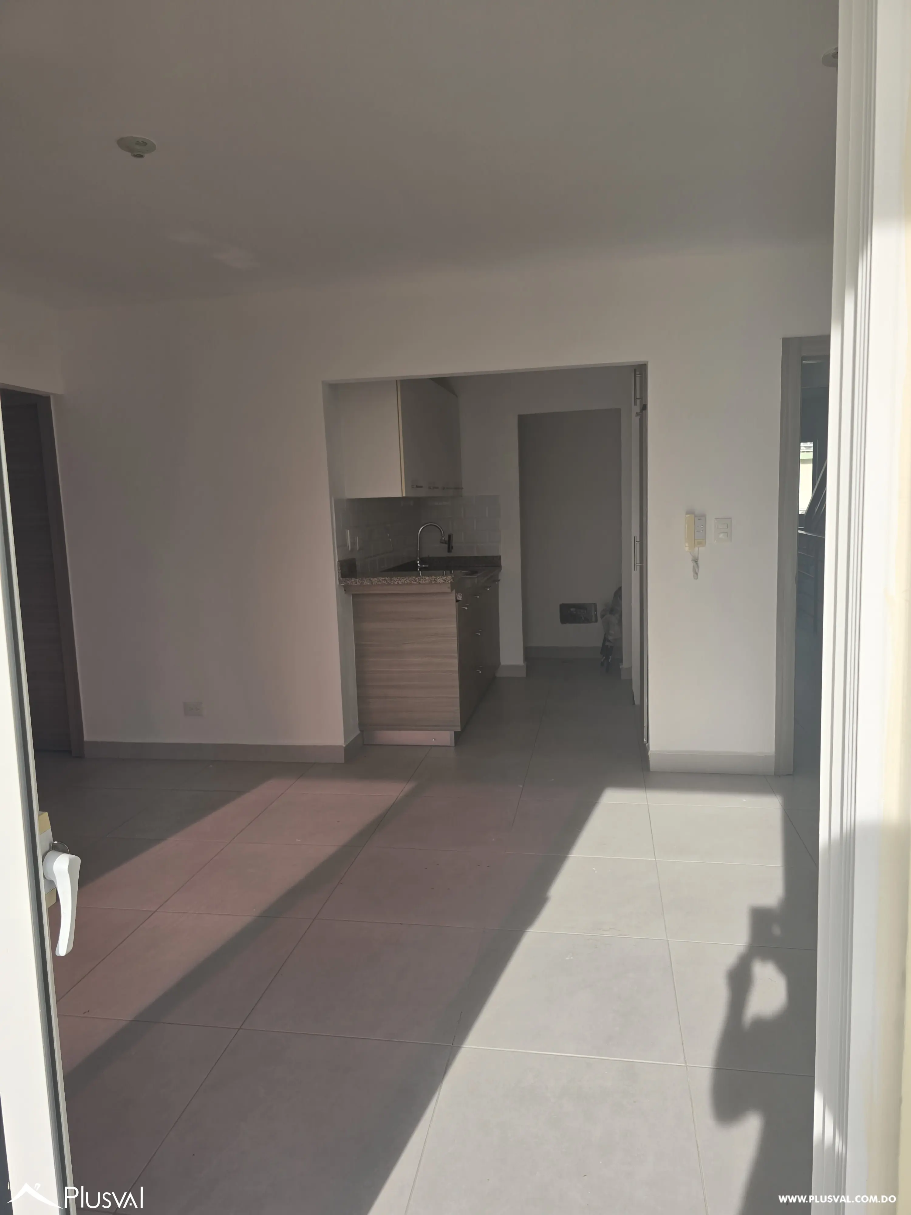 Apartamento en venta, Punta Cana | 2 habitaciones en Residencial Crisfer 523826