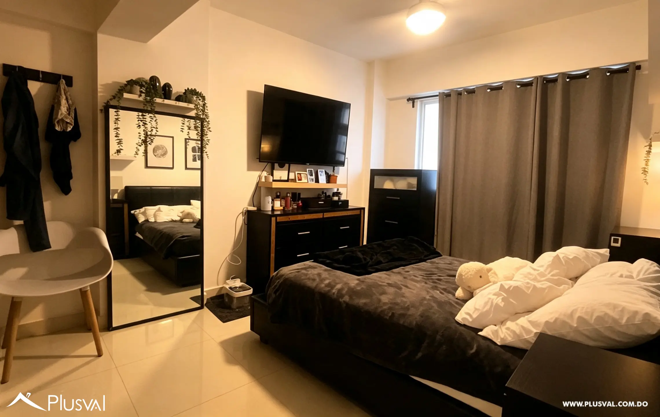 Apartamento de 2 Habitaciones en Alquiler en la Zona Universitaria con 2 Parqueos y Áreas Sociales 528296