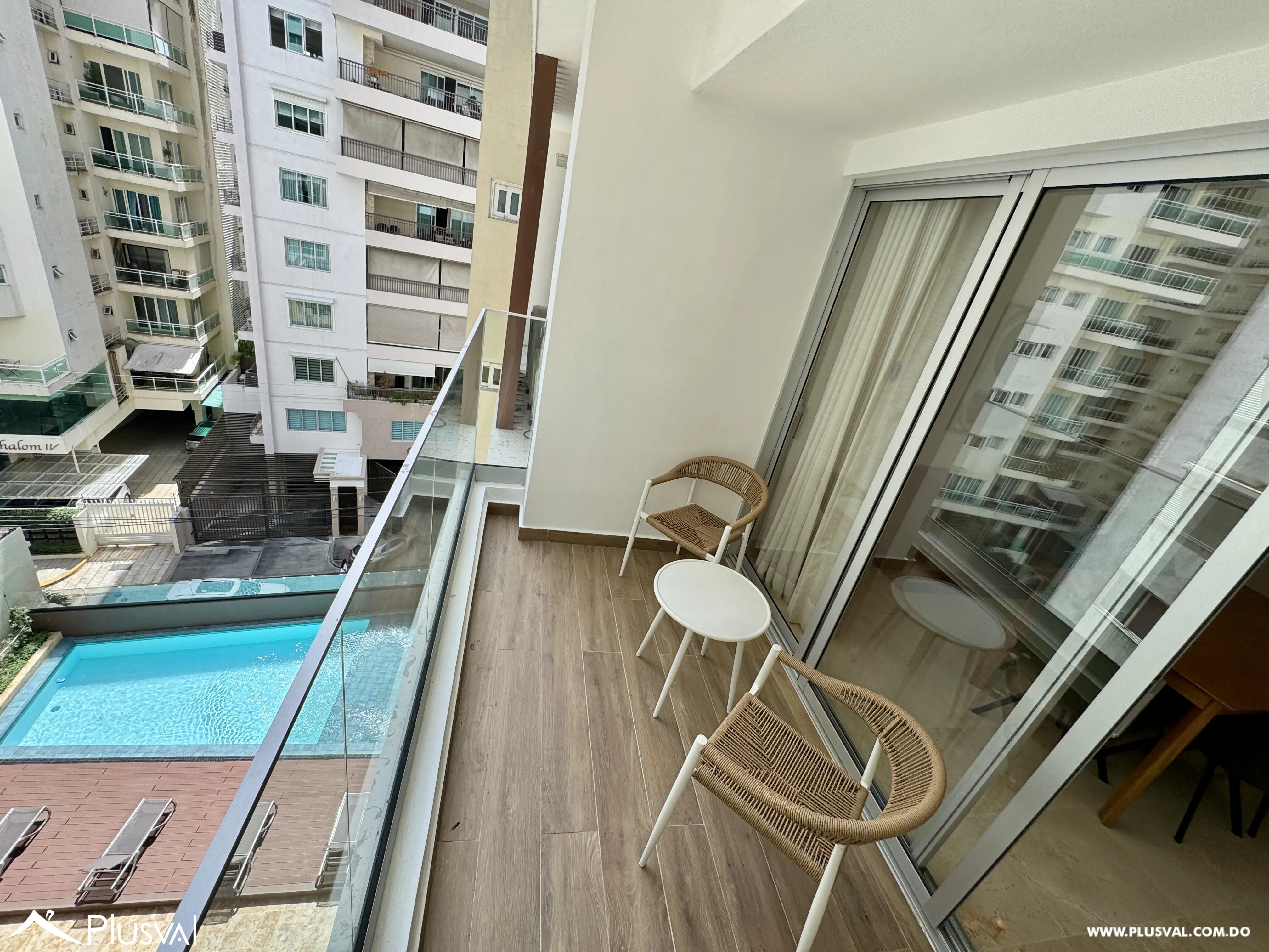 Apartamento de lujo amueblado en alquiler en Naco – 1 habitación y 2 parqueos 523658