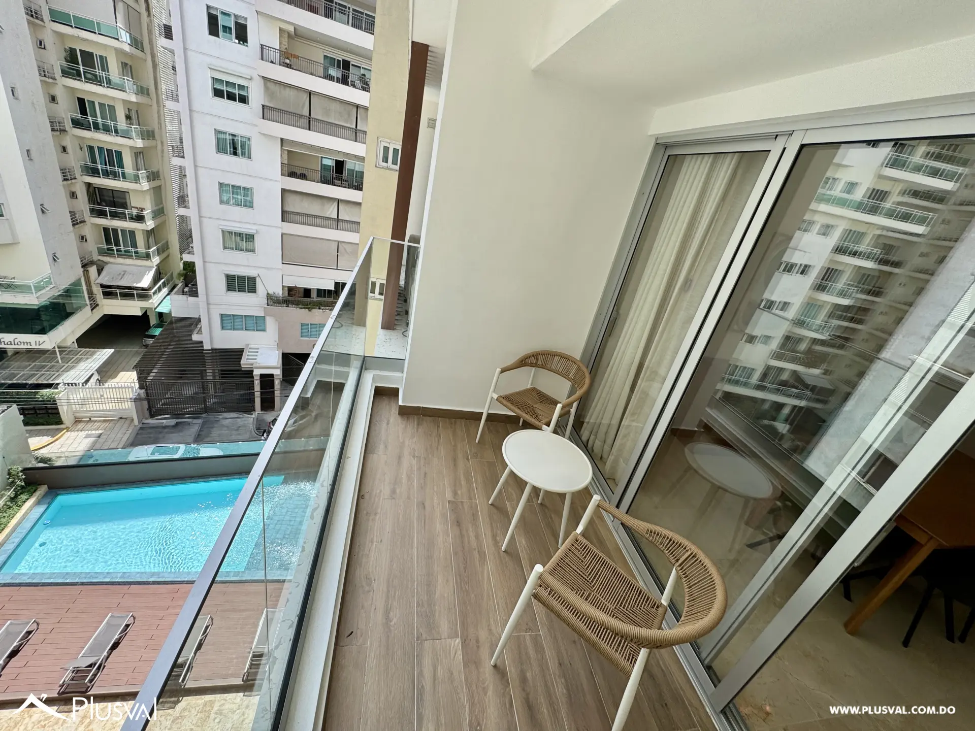 Apartamento de lujo amueblado en alquiler en Naco – 1 habitación y 2 parqueos 523658