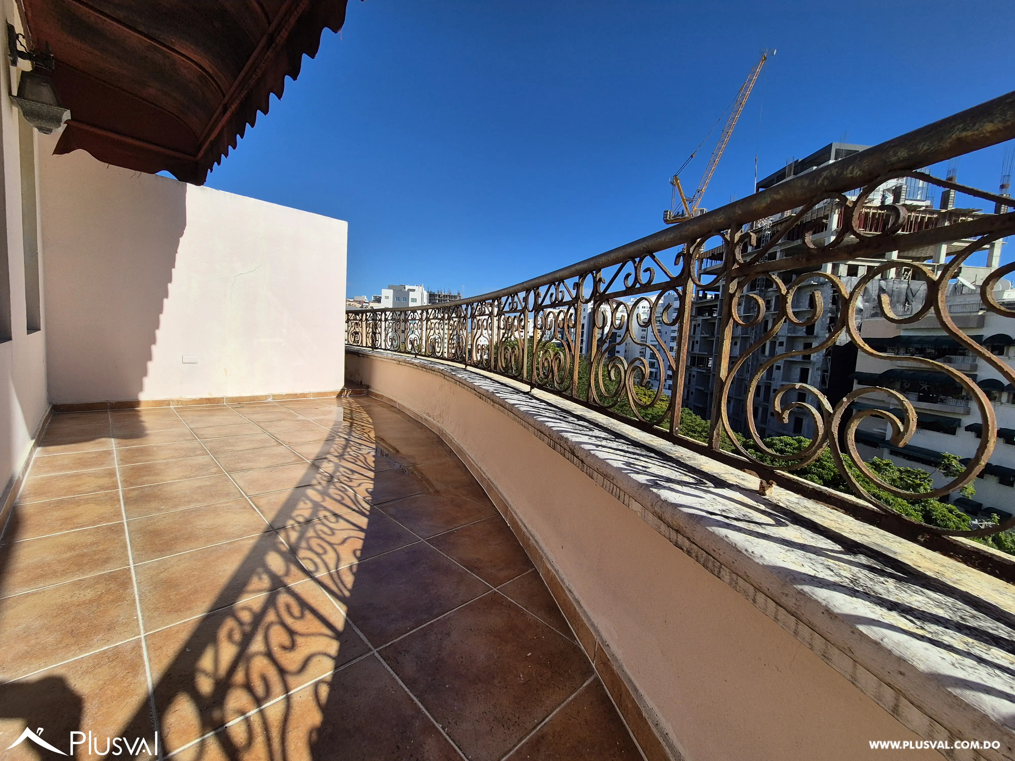 Apartamento tipo PentHouse de venta en Naco 483201