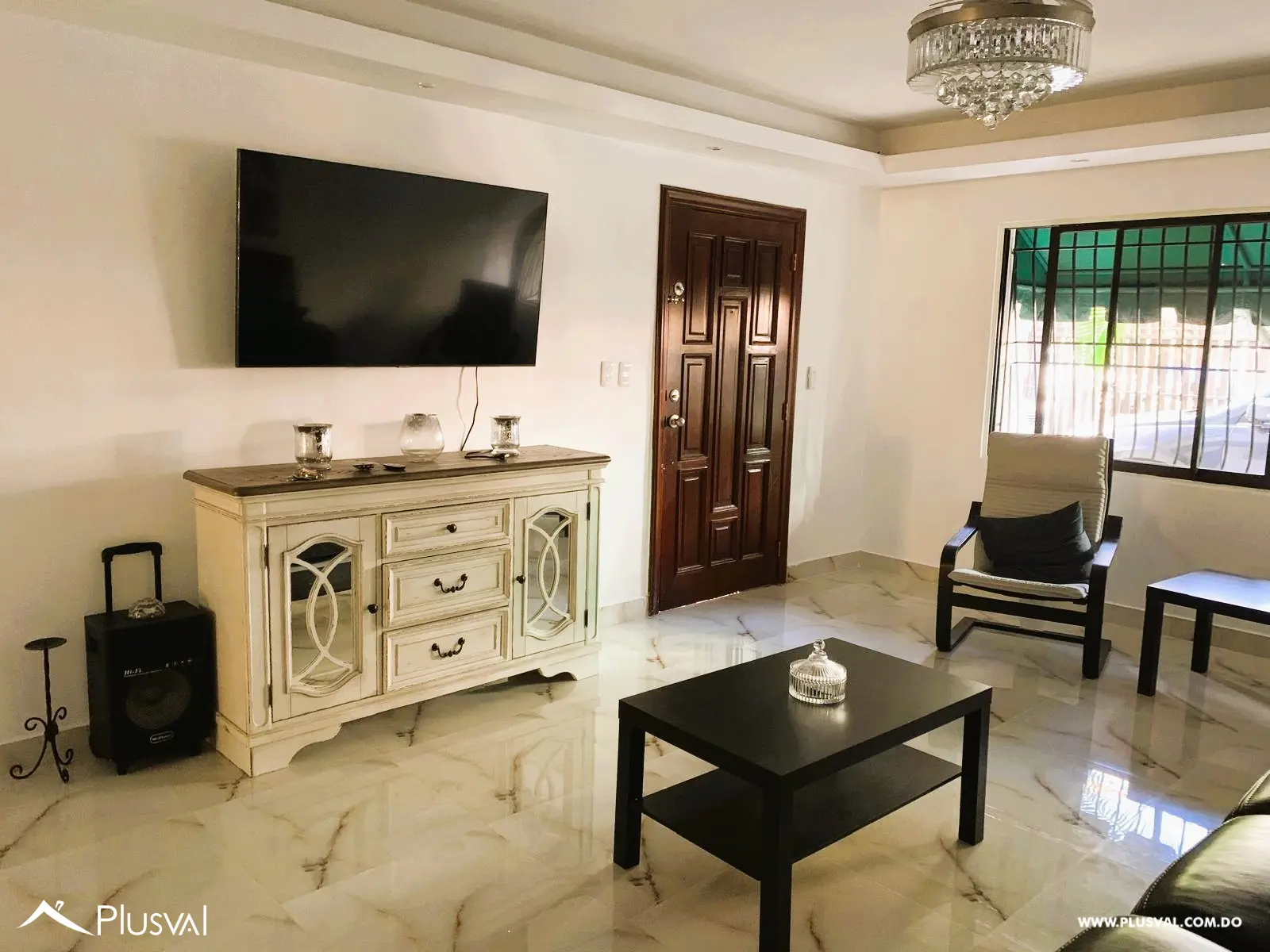Apartamento de 3 habitaciones en alquiler en Evaristo Morales 523092