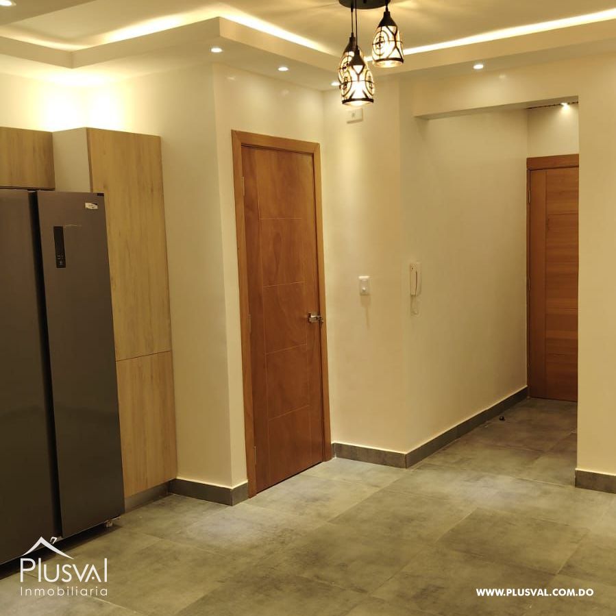 Apartamento en alquiler en Evaristo Morales 505745