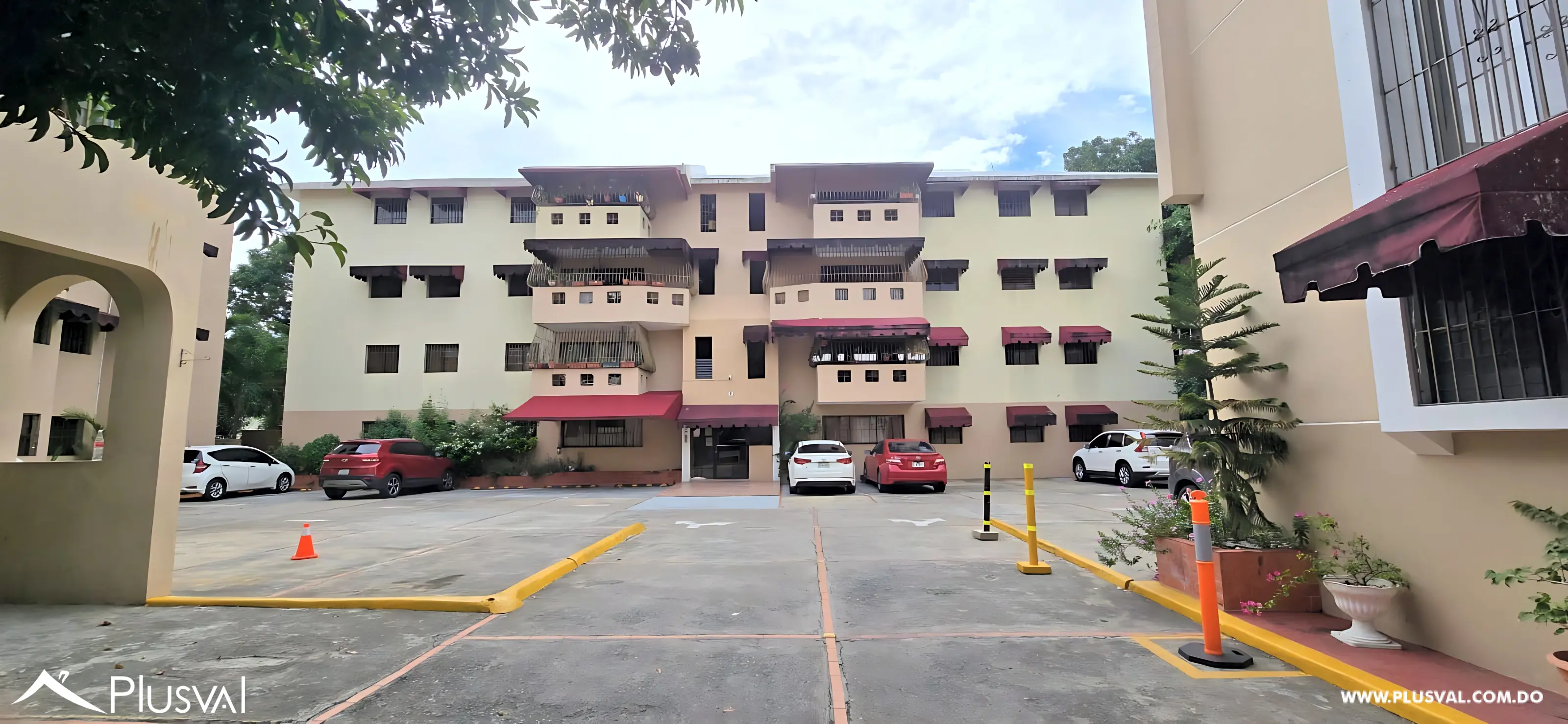 Apartamento de 2 habitaciones en venta en Gazcue, excelente ubicación 533408