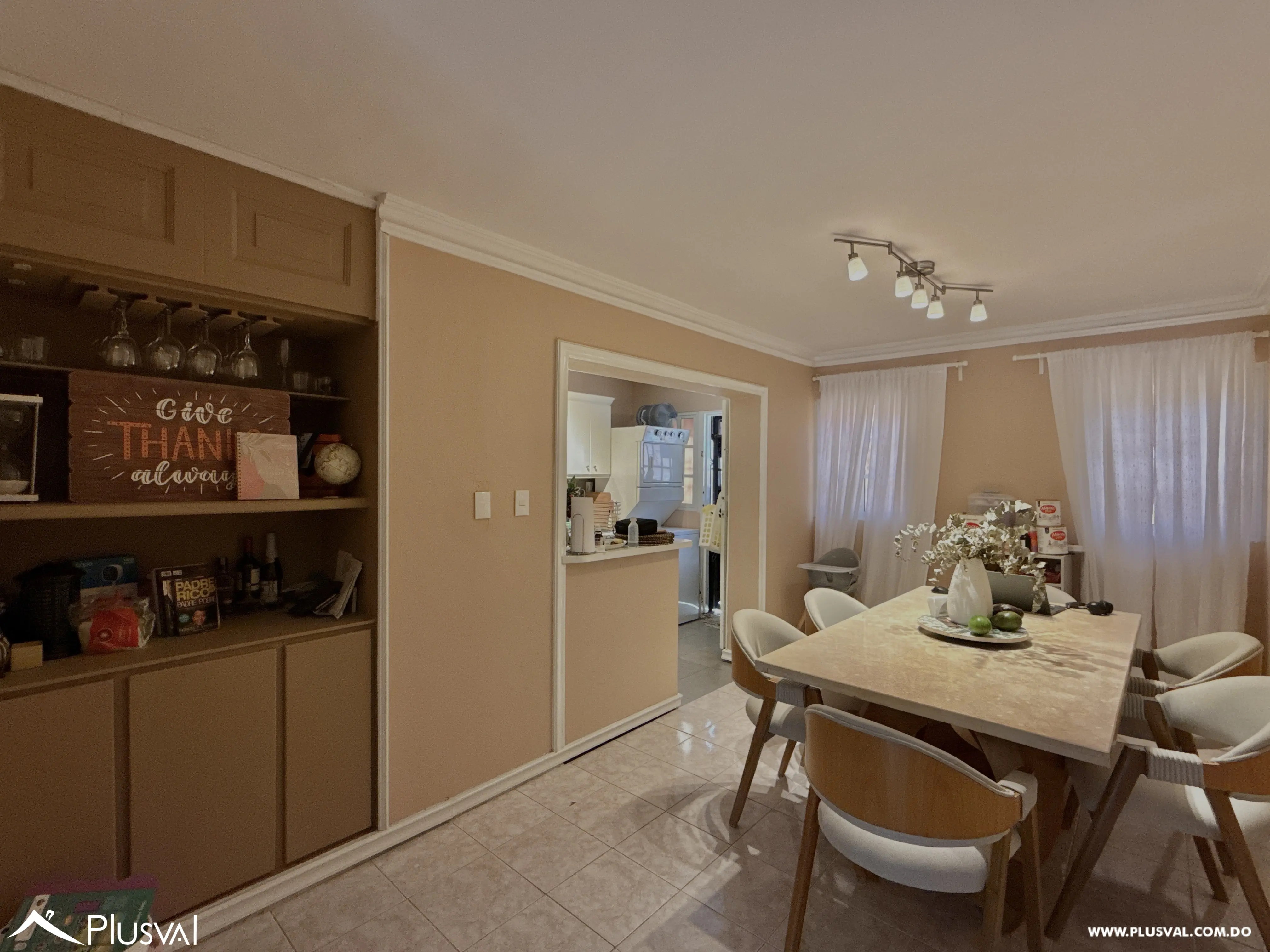Venta Apartamento Económico de 3 Habitaciones en La Castellana 528651