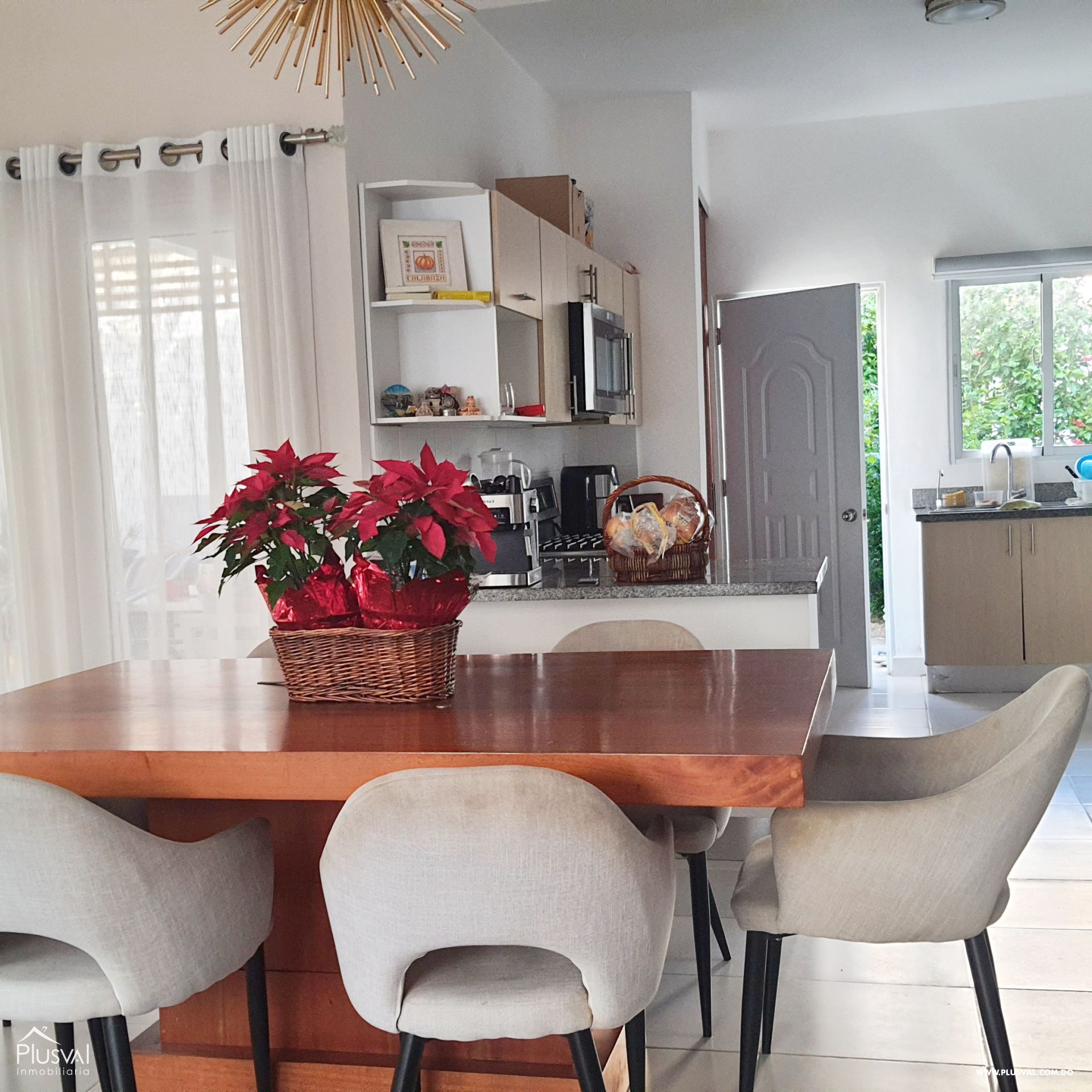 Casa amueblada de 3 habitaciones con jacuzzi, sistema de seguridad y terraza en Venta 406220