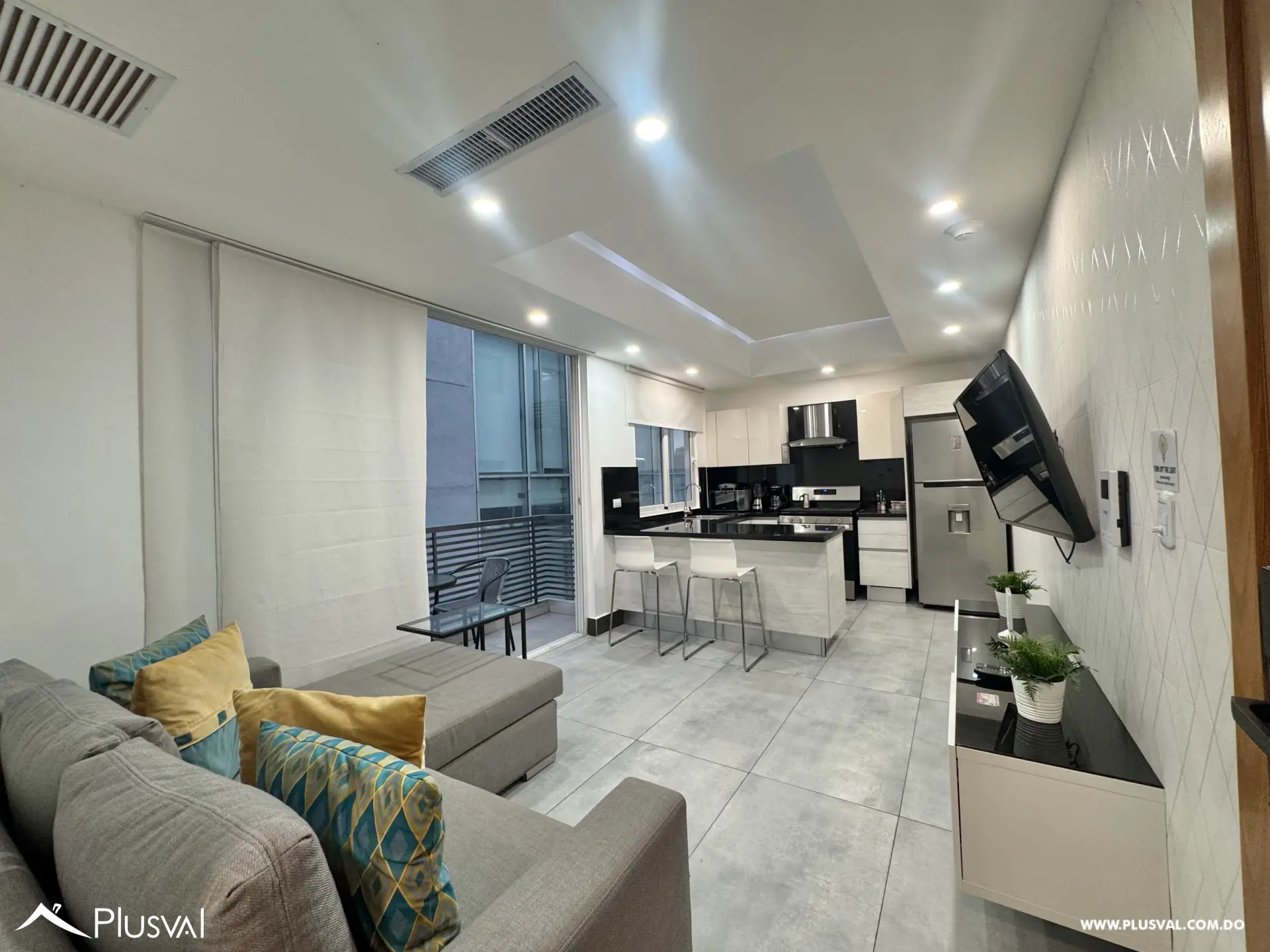 Alquilo Maravilloso Apartamento Amueblado de 1 hab. en Piantini 504164