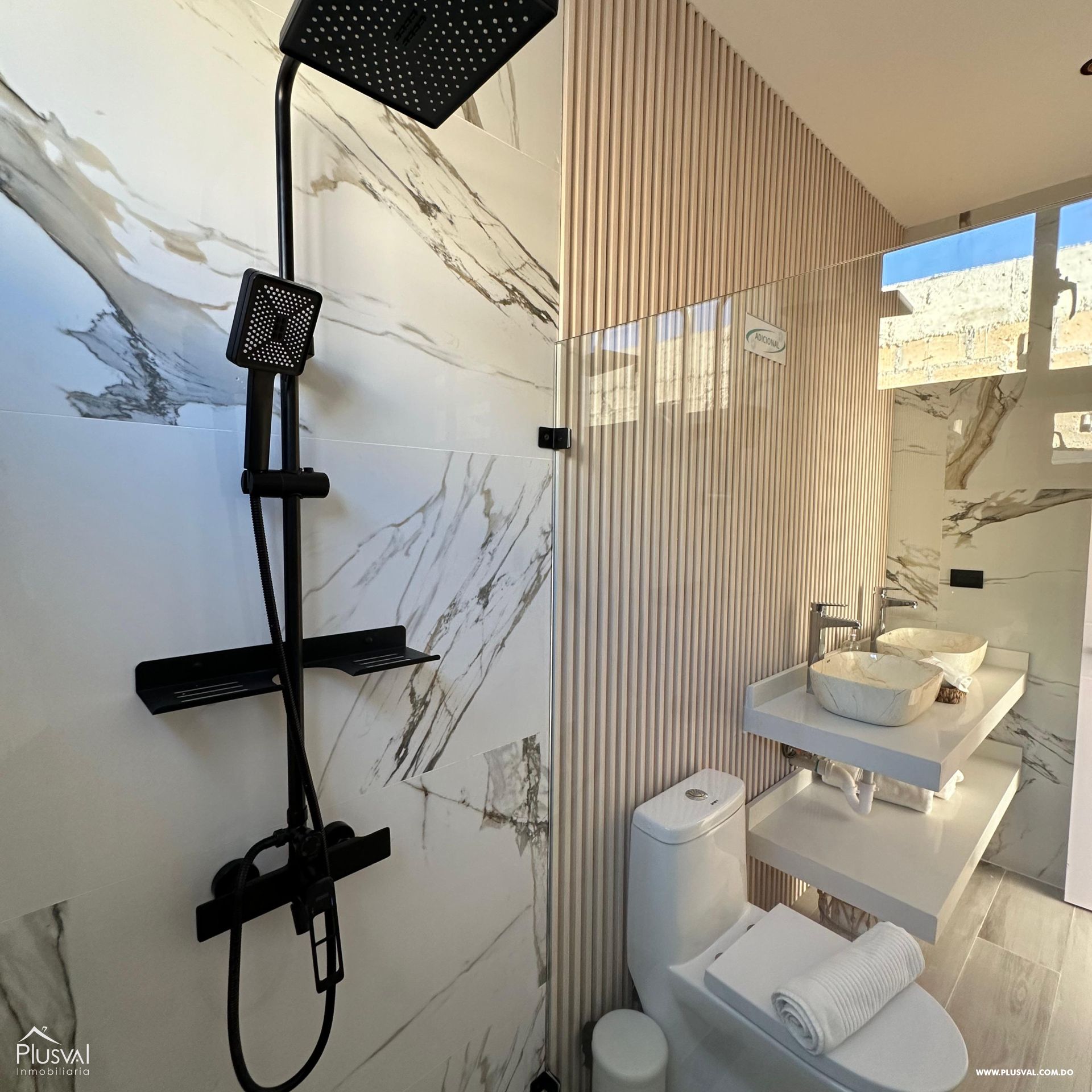 Exclusivas Villas en Bávaro, con un concepto minimalista acorde a los nuevos tiempos. 356623