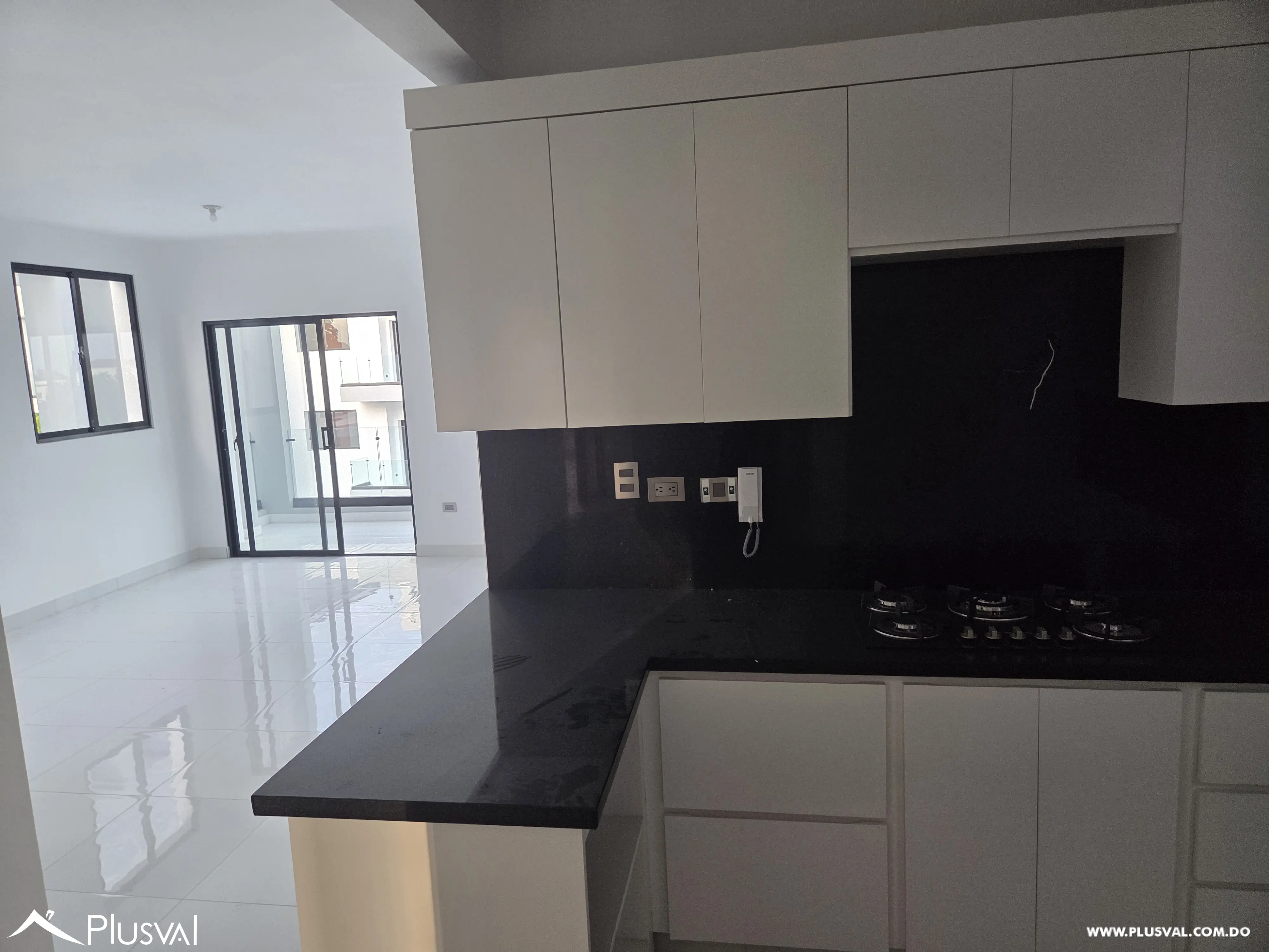 Hermoso Apartamento de Dos Niveles  Tipo PH  en Venta Con Amplia Terraza en Moca 522064