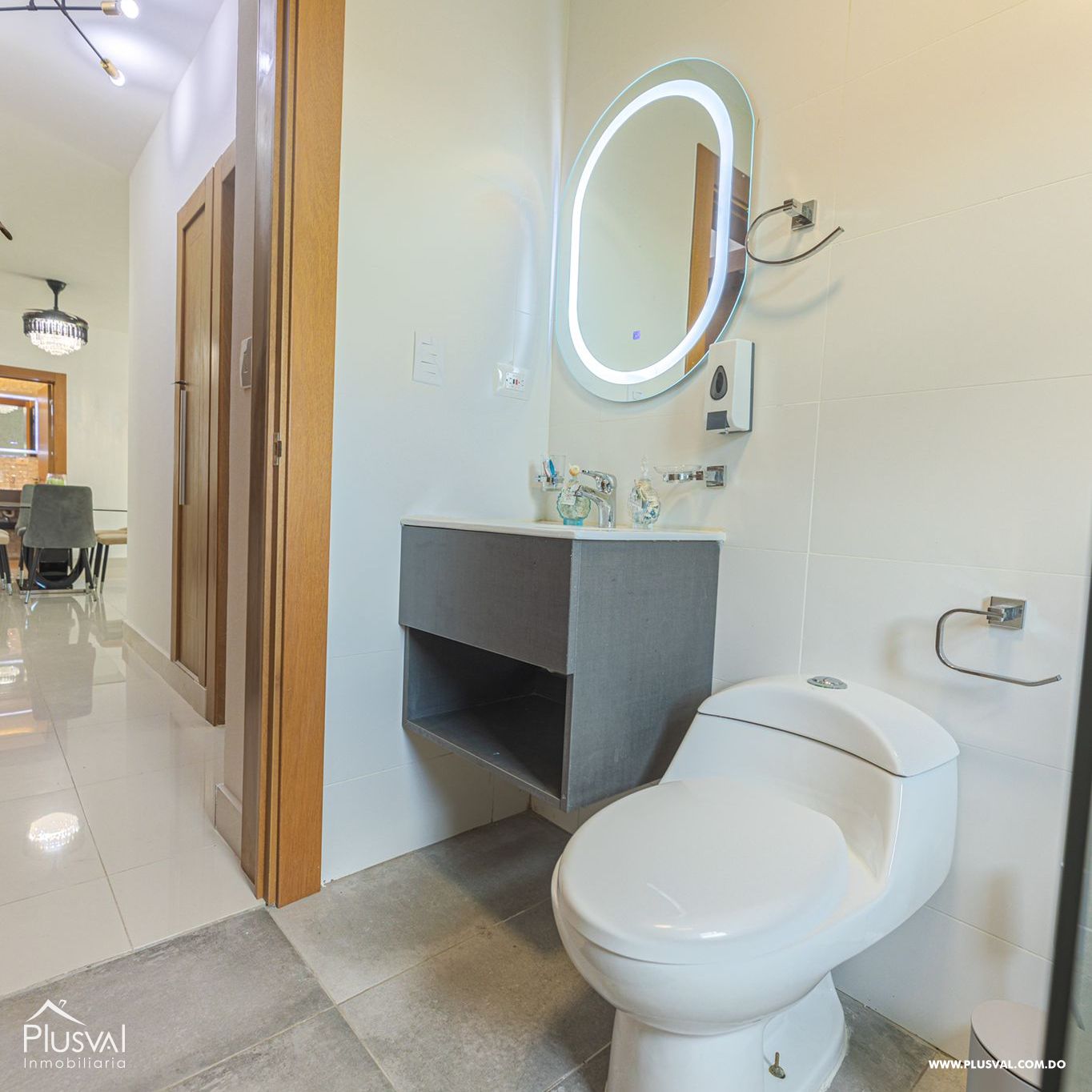 Exclusivo Apartamento Amueblado de 3 Habitaciones 244999