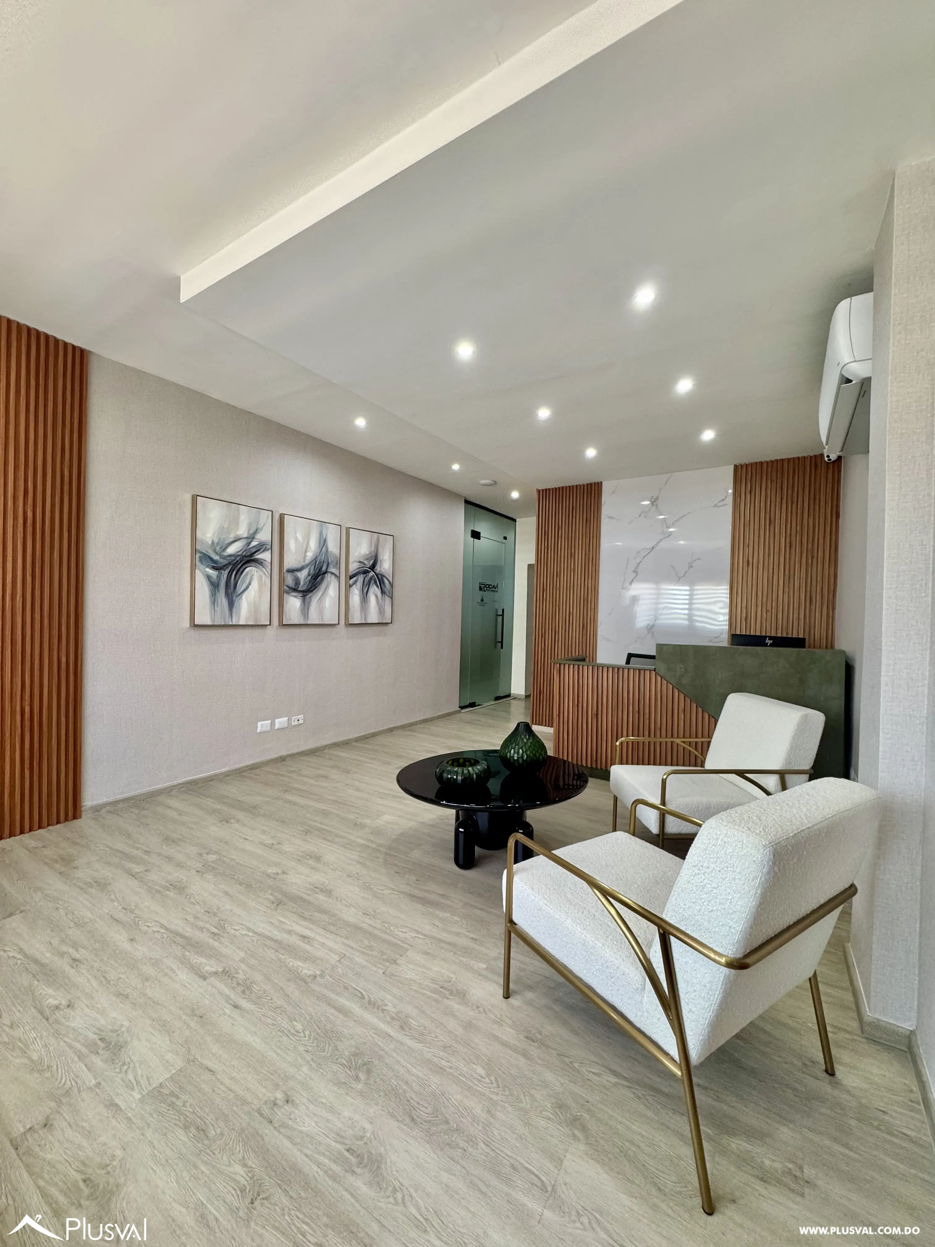Alquilo Excelente Local Corporativo en el Corazón de Gazcue 522128