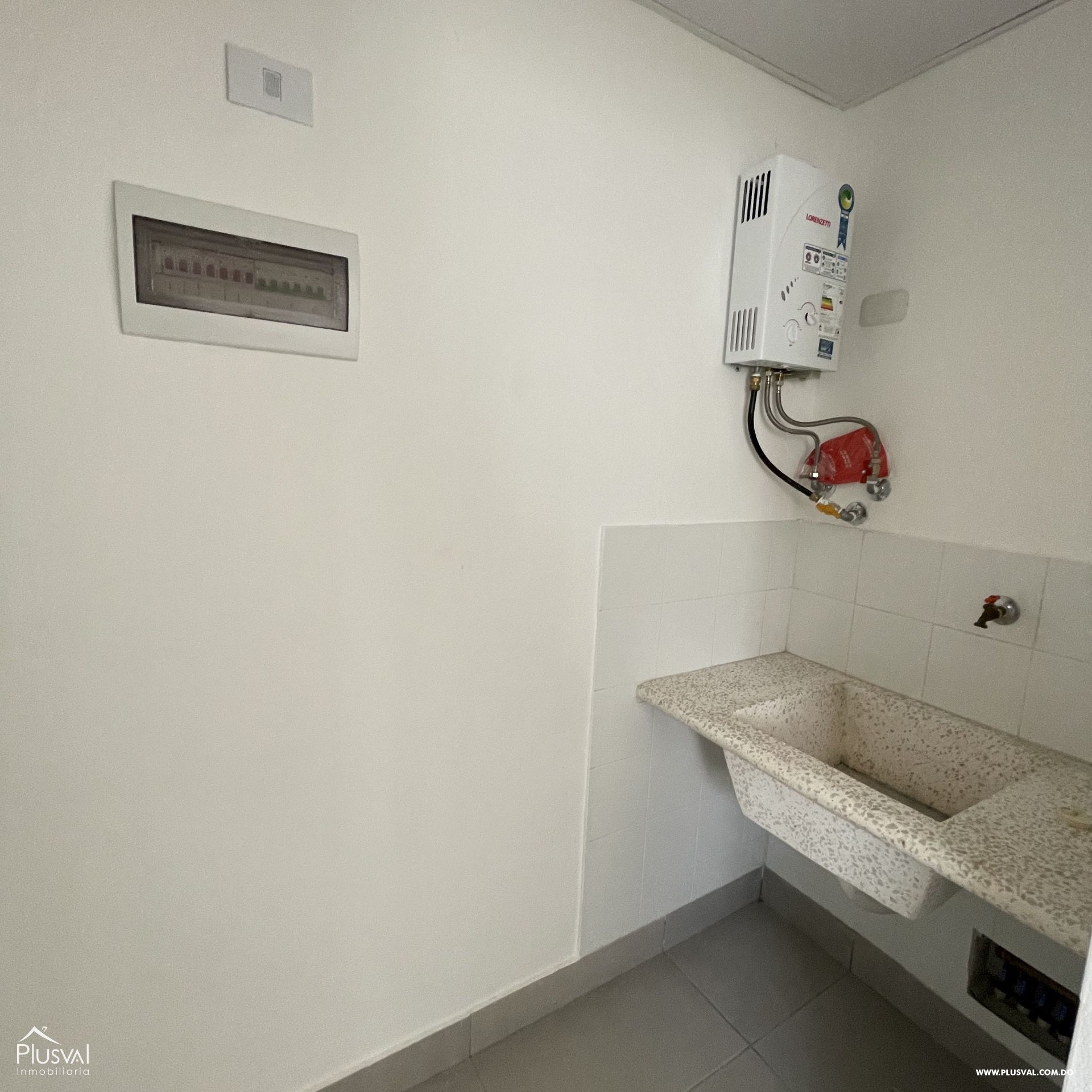 Apartamento de 3 habitaciones listo en Brisa Oriental. 383903