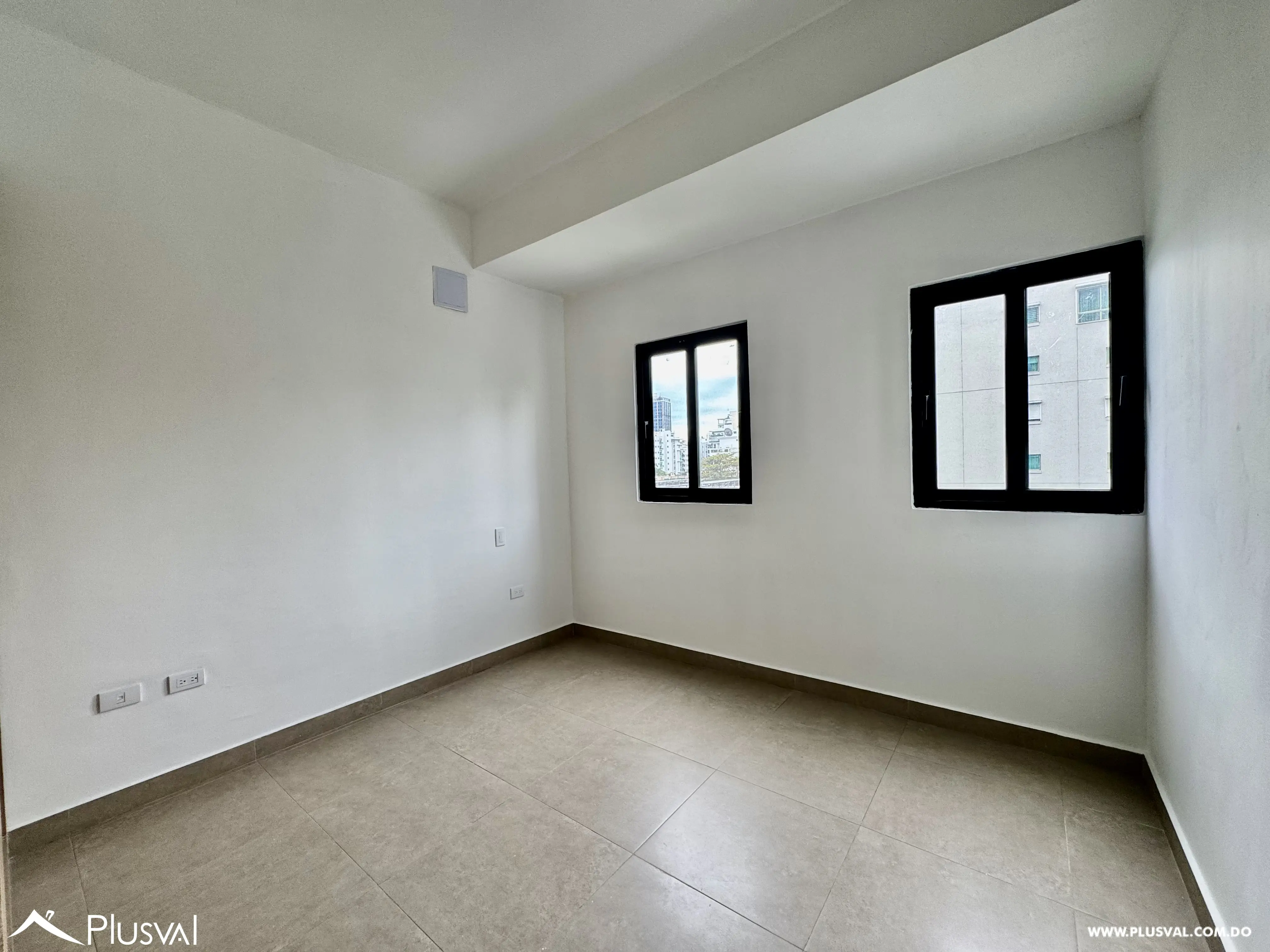 Alquilo Apto Vacio en una de las Mejores Zonas de Piantini 485937