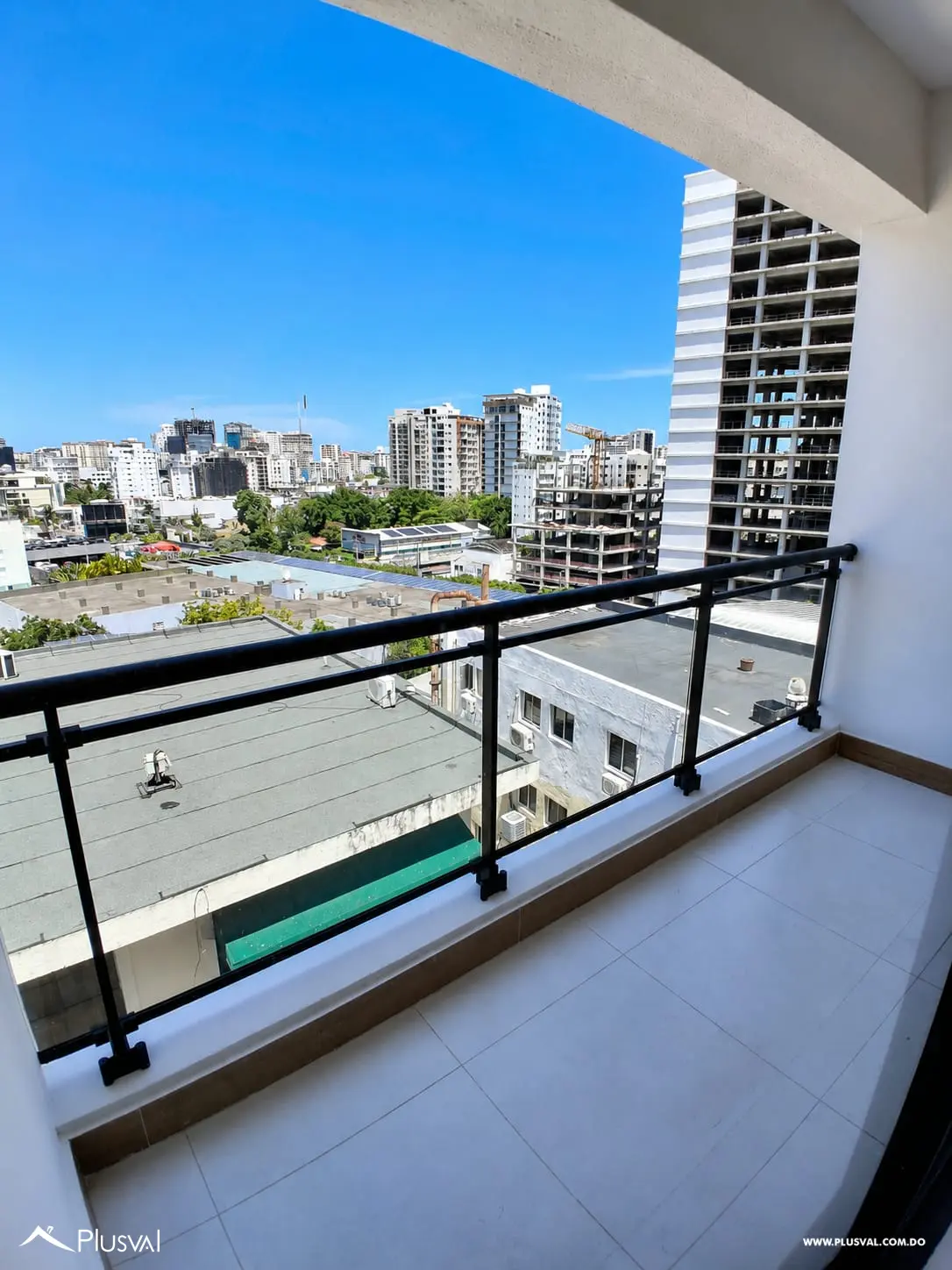 Moderno y amplio apartamento en alquiler con linea blanca 518822
