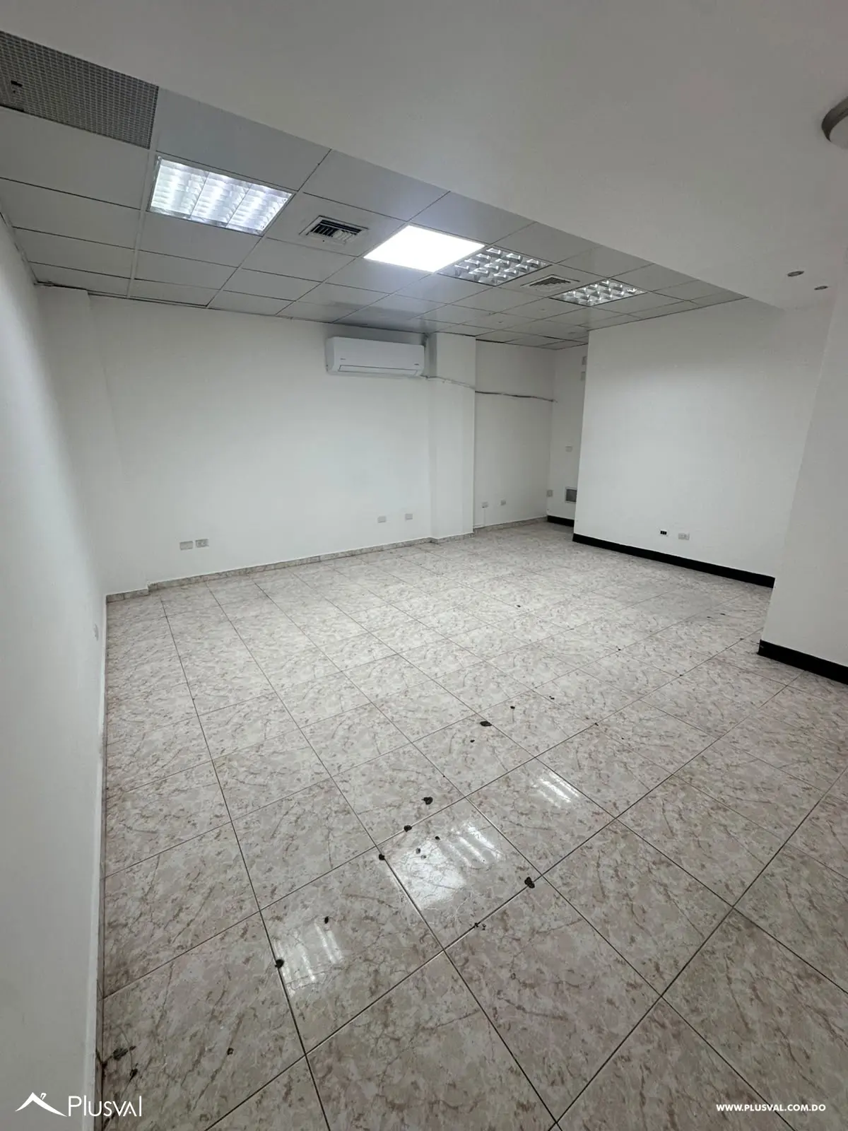 Local comercial en alquiler Los Prados sobre la Kennedy 525507