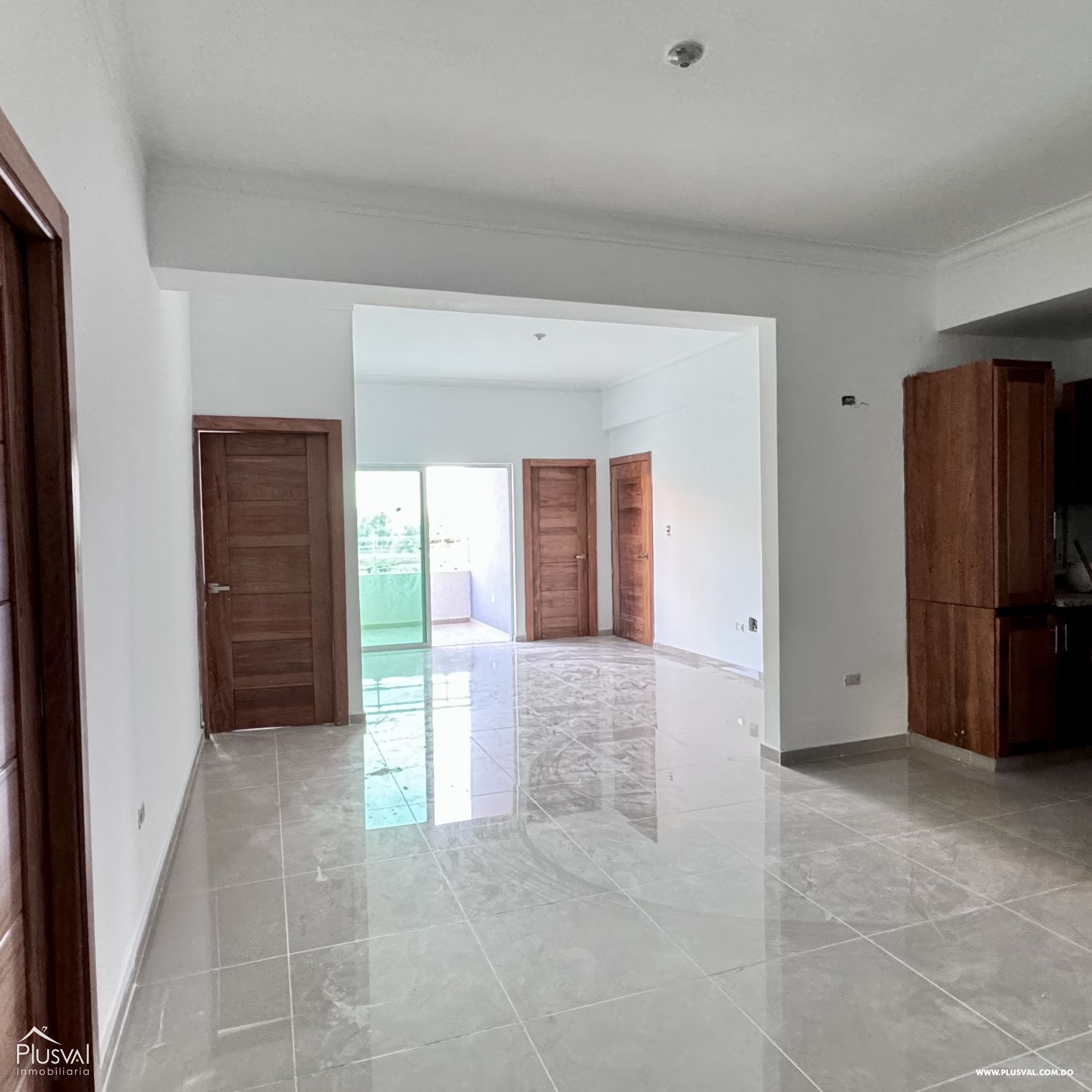 Apartamentos Amplio en Reparto los Tres Ojos 381222