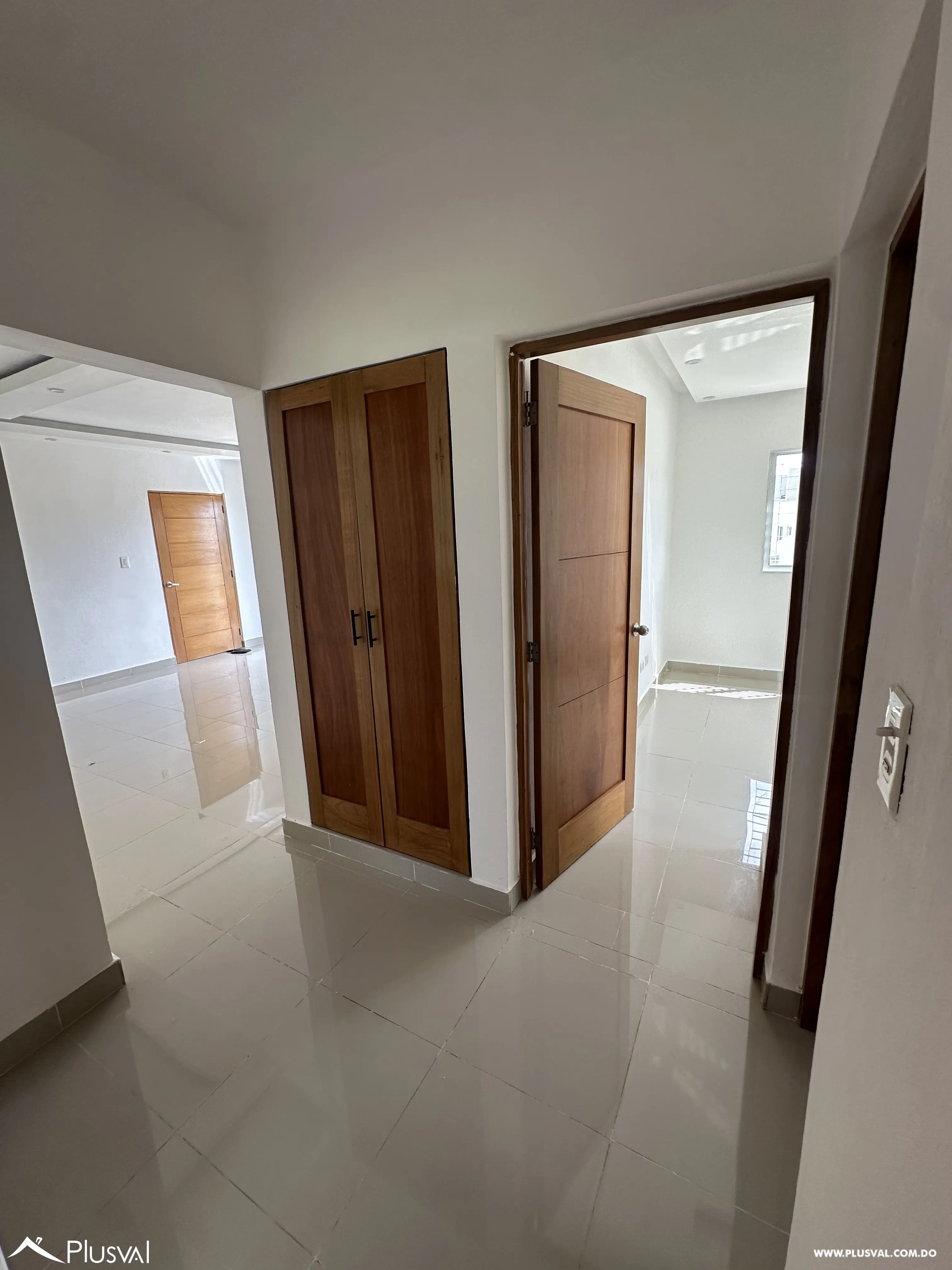 Apartamento de 3 habitaciones, 2 baños y terraza, en Arroyo hondo 3 512952