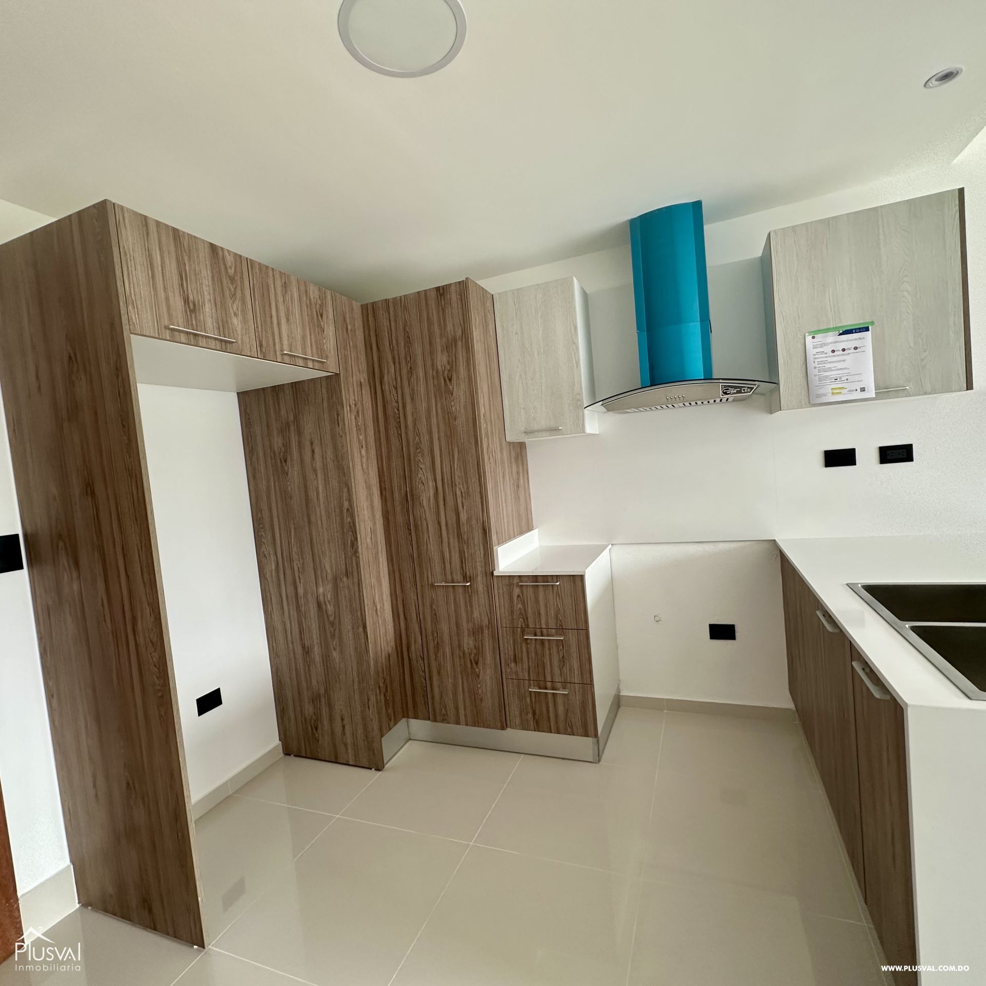 Apartamento en Alquiler a estrenar, incluye linea blanca, en Serralles, DN 427490