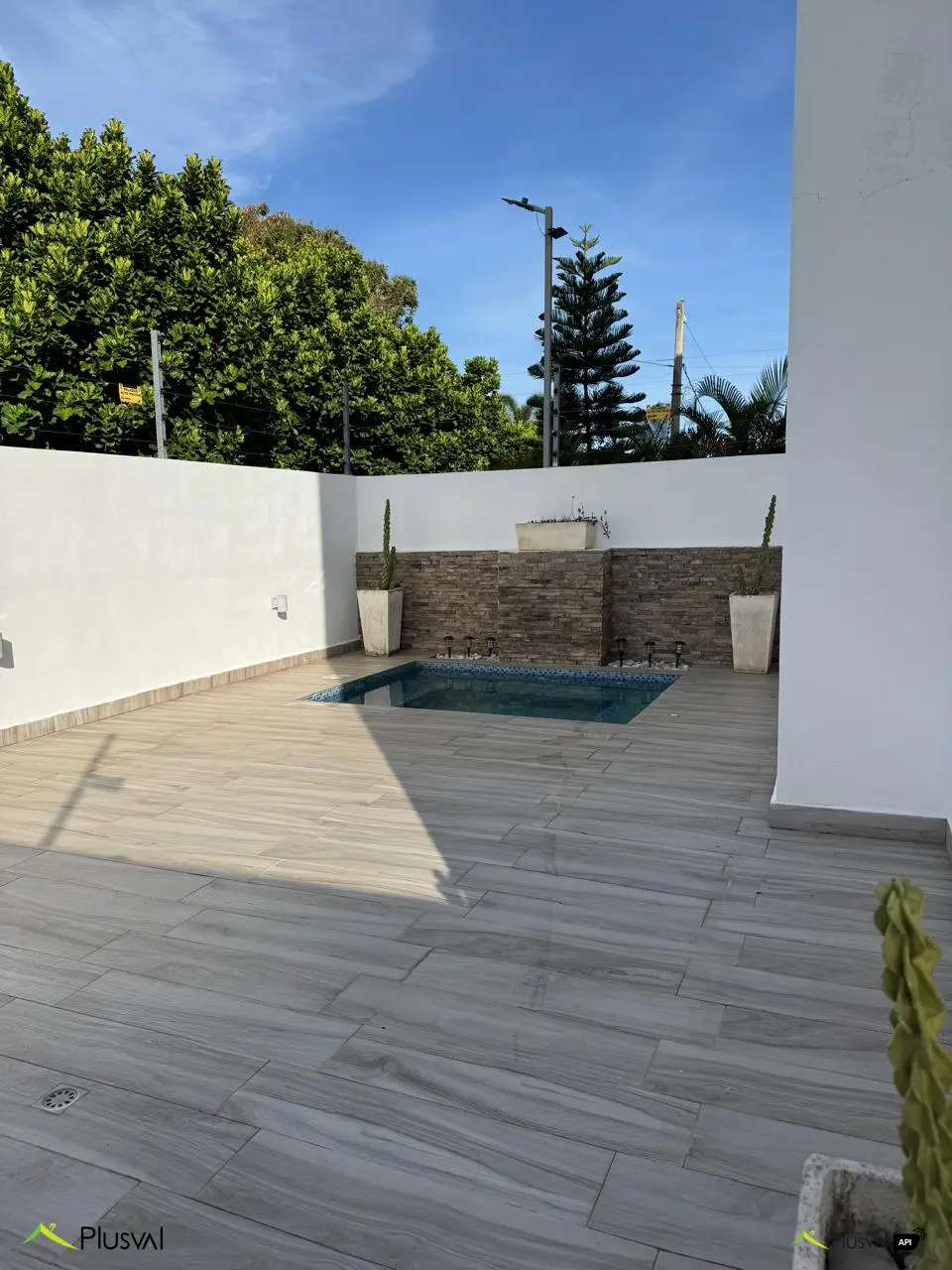 Primer piso con Patio y picuzzi. 448392