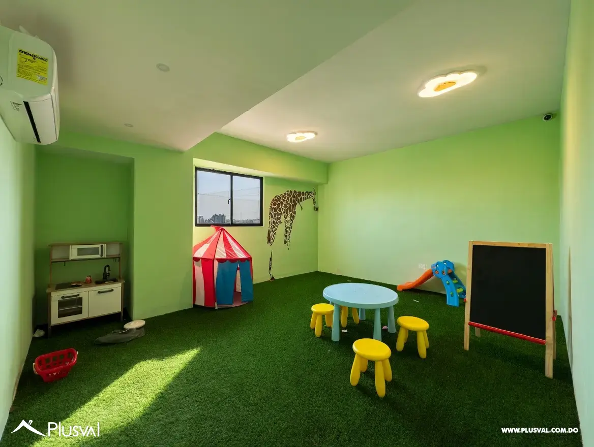 Moderno apartamento de 1 habitación en Renacimiento 497608