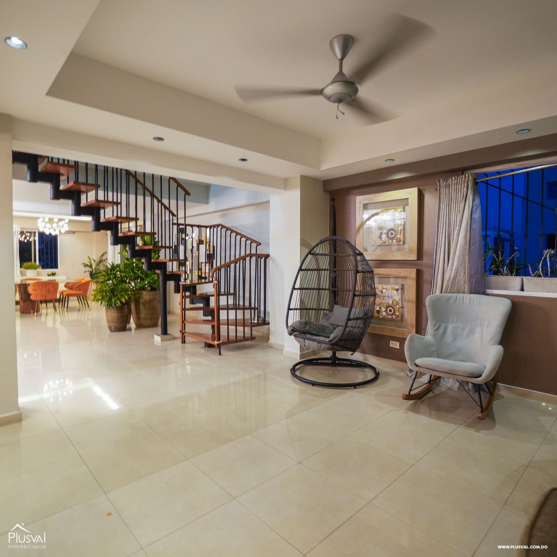 Hermoso penthouse en venta, Evaristo Morales 261180