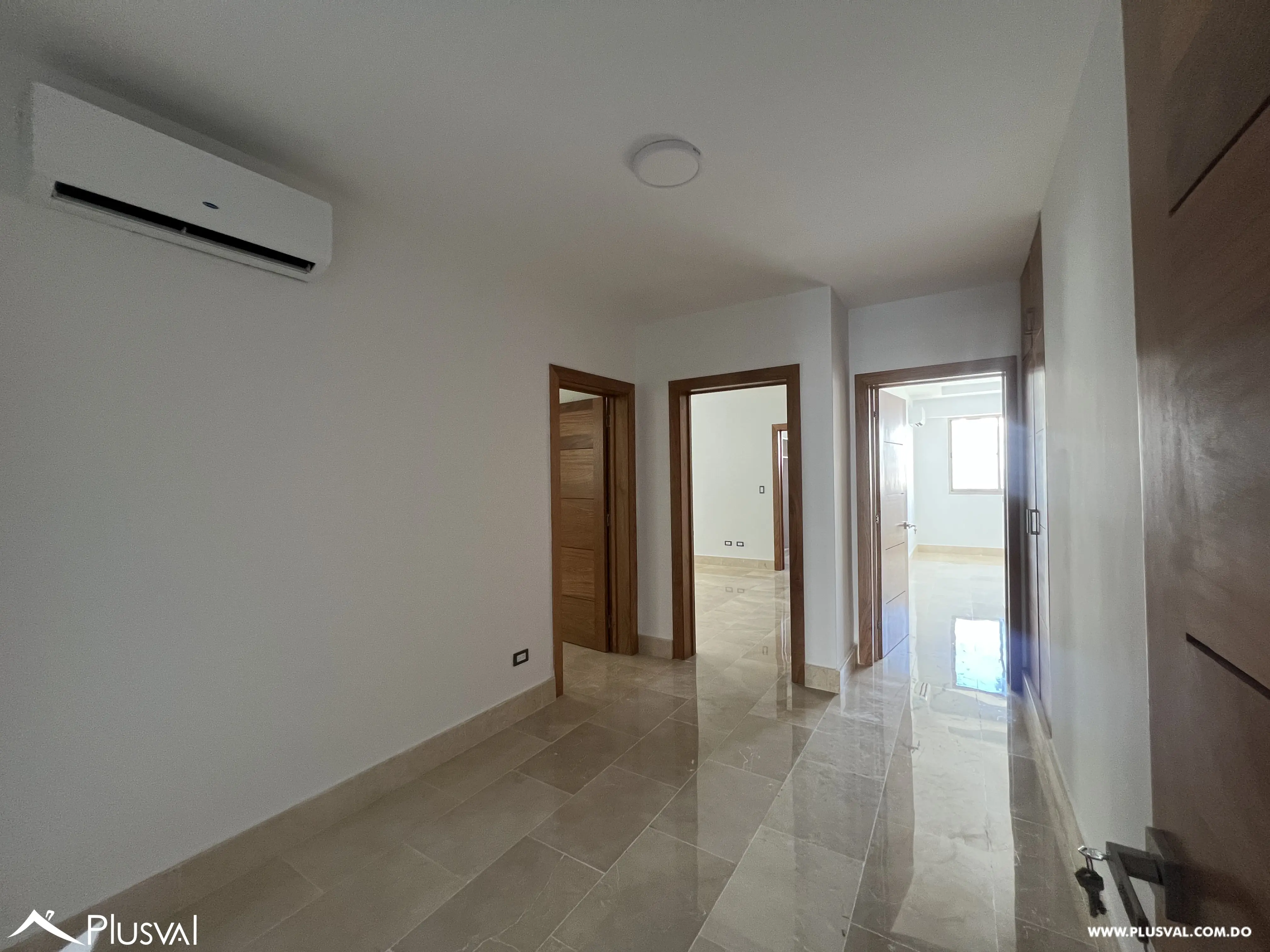 Exclusivo apartamento en alquiler en los Cacicazgos 478034