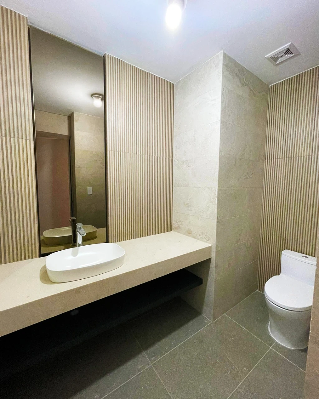 Apartamento en Venta en Ensanche Paraíso 436826