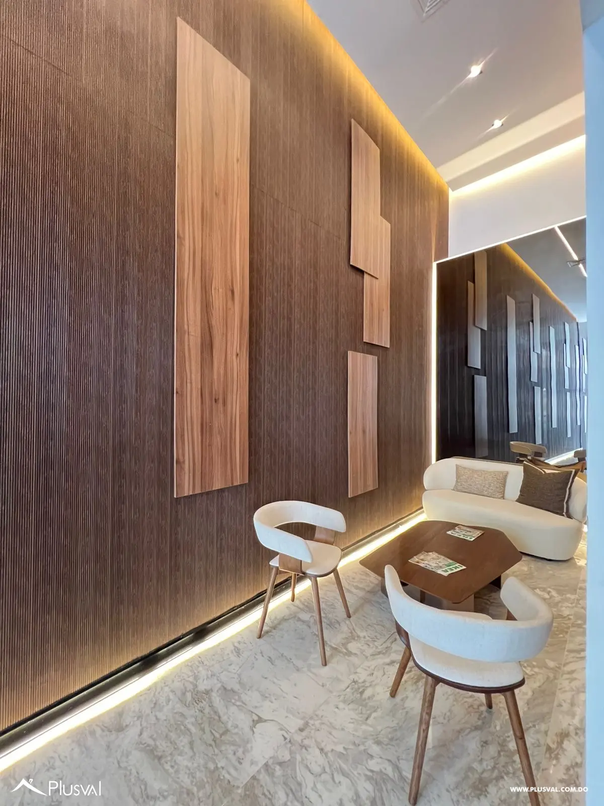 Apartamento con terraza en venta en Piantini 464931