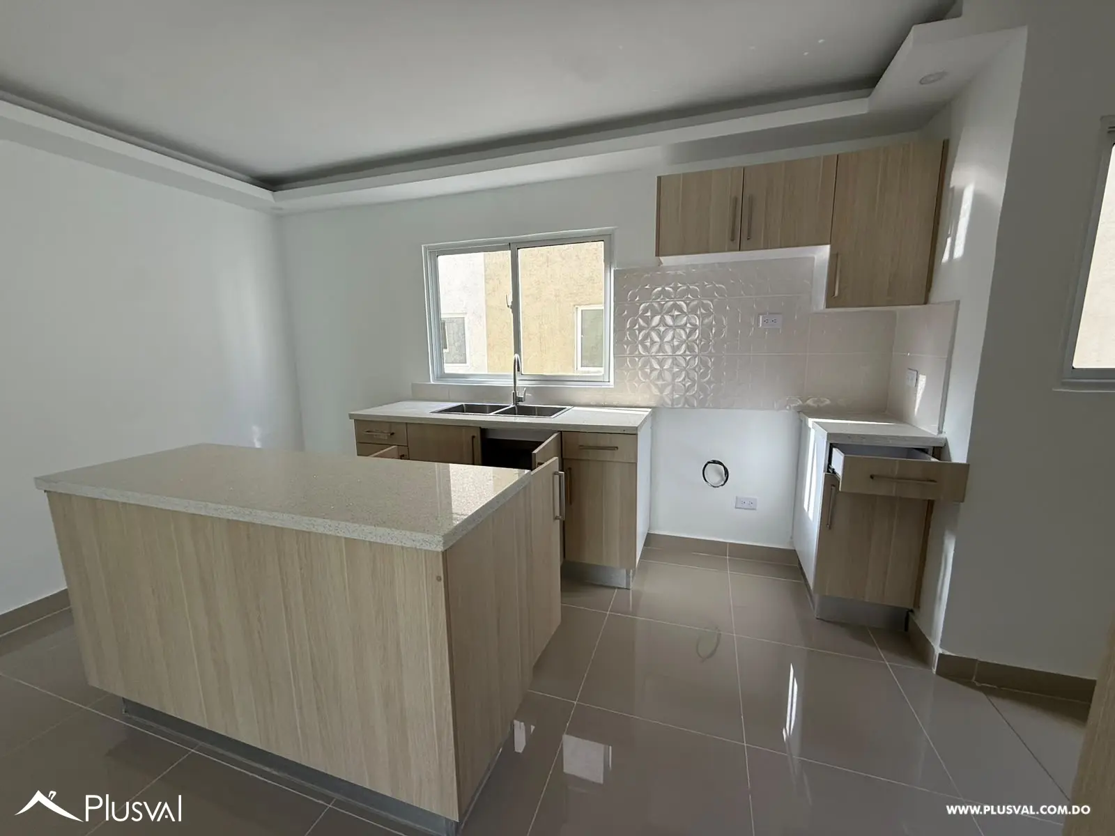 Venta de apartamento en San Isidro de 3 habitaciones 519987