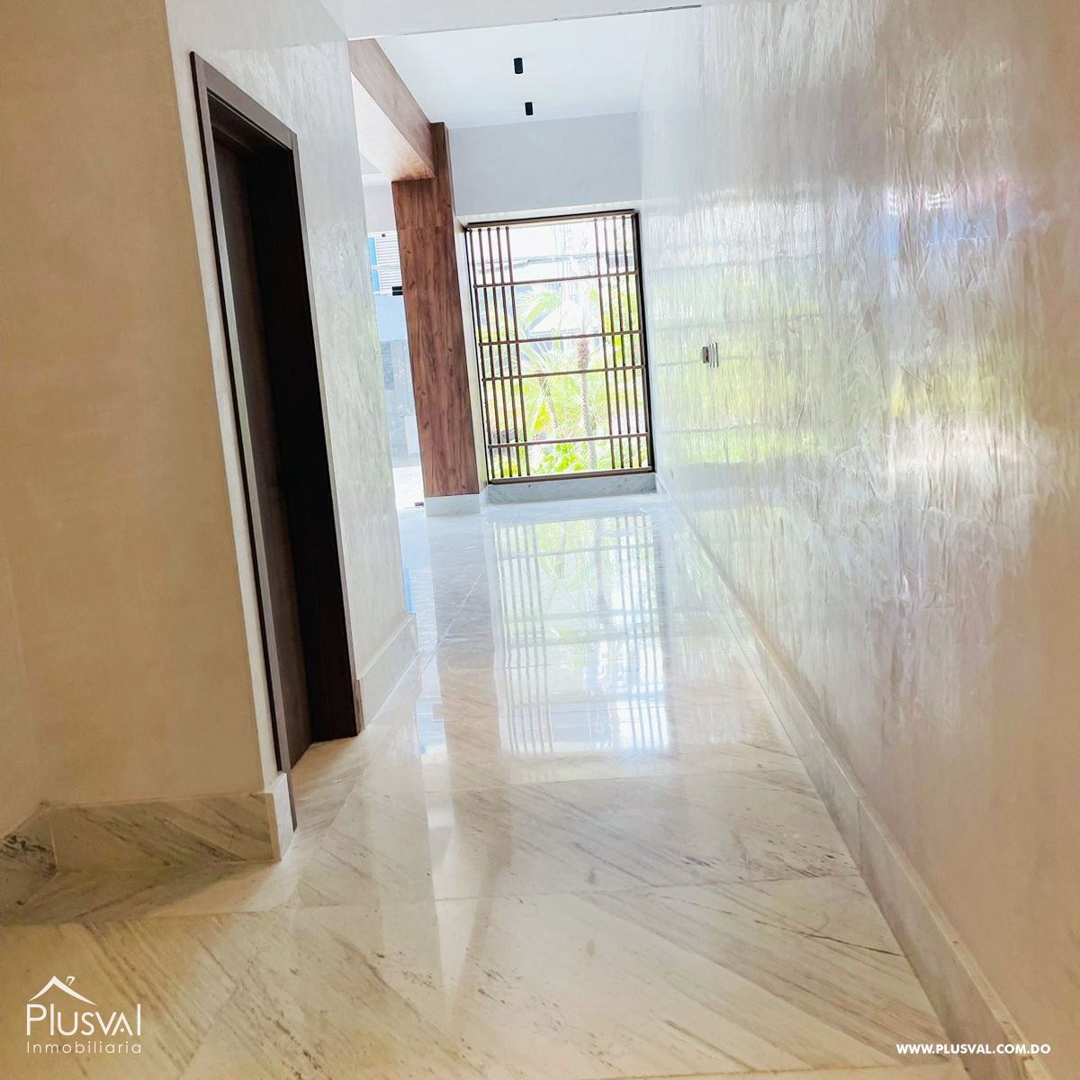 Apartamento piso alto con LB completa 383121