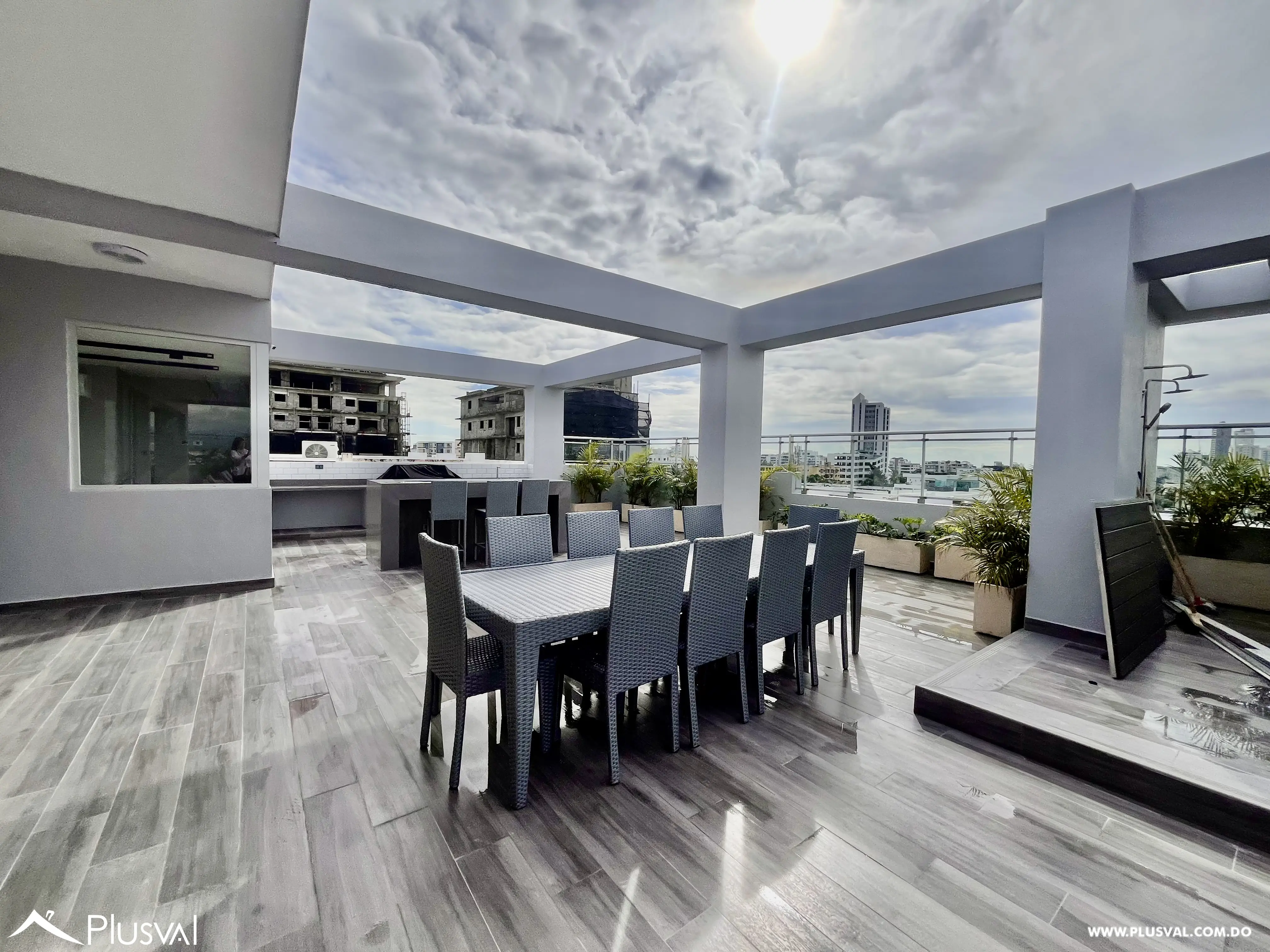 Torre de apartamentos en venta en El Millón 487181