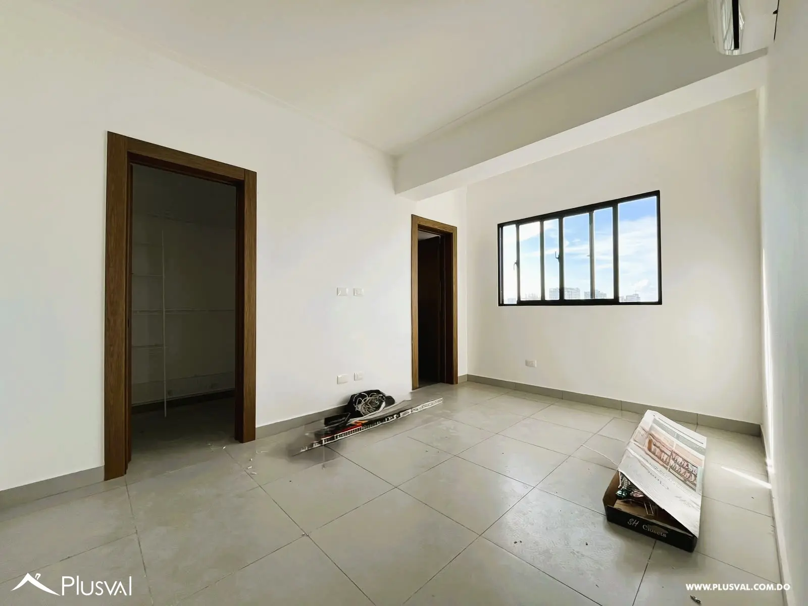 Apartamento de 2 habitaciones con línea blanca en alquiler 526110